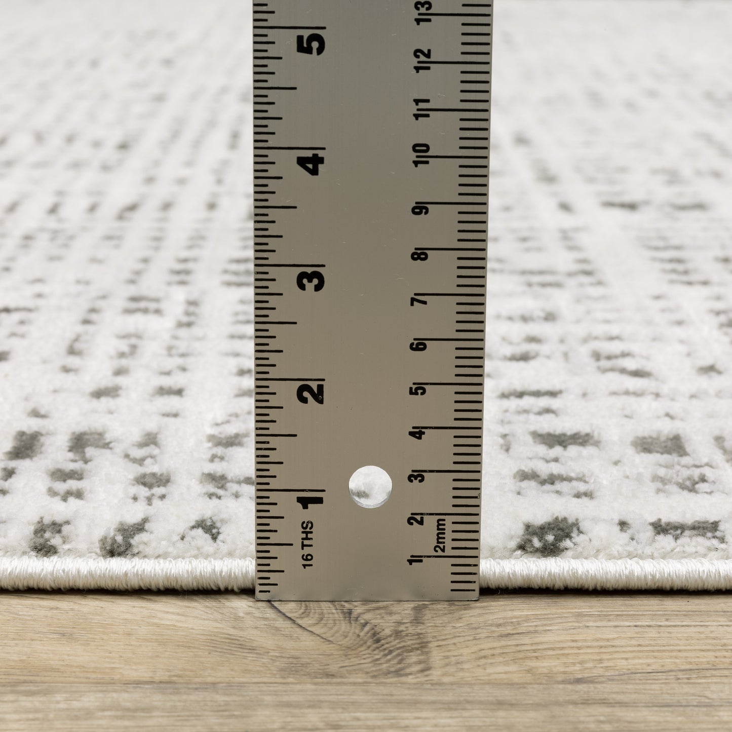 Oriental Weavers Montecito  White Grey Modern & Contemporary