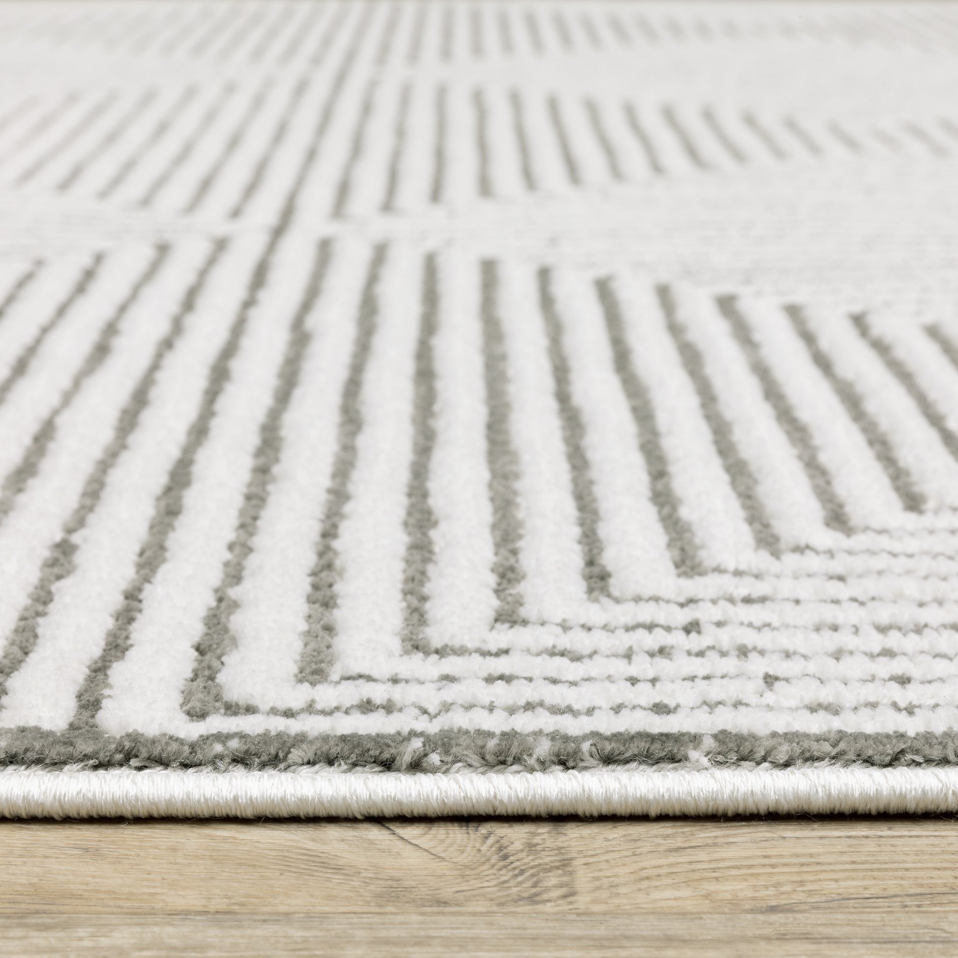 Oriental Weavers Montecito  Grey White Modern & Contemporary