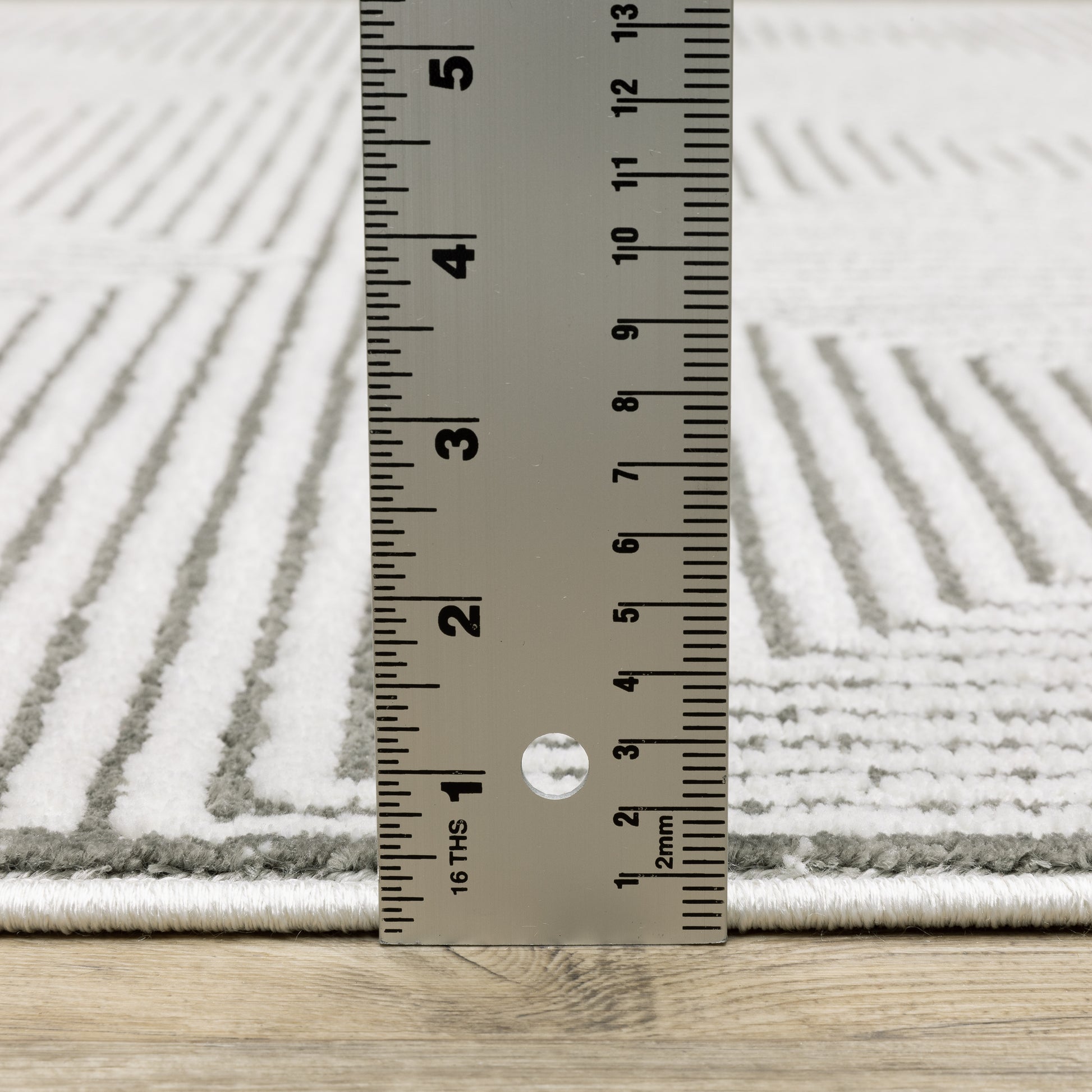 Oriental Weavers Montecito  Grey White Modern & Contemporary