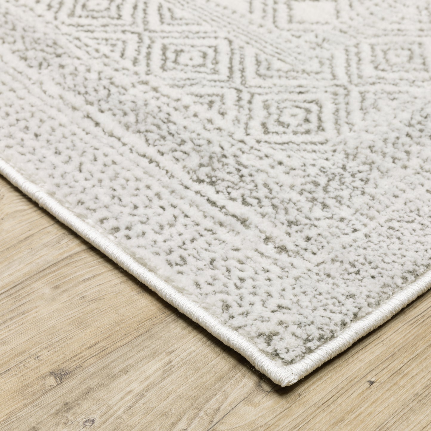 Oriental Weavers Montecito  White Grey Casual
