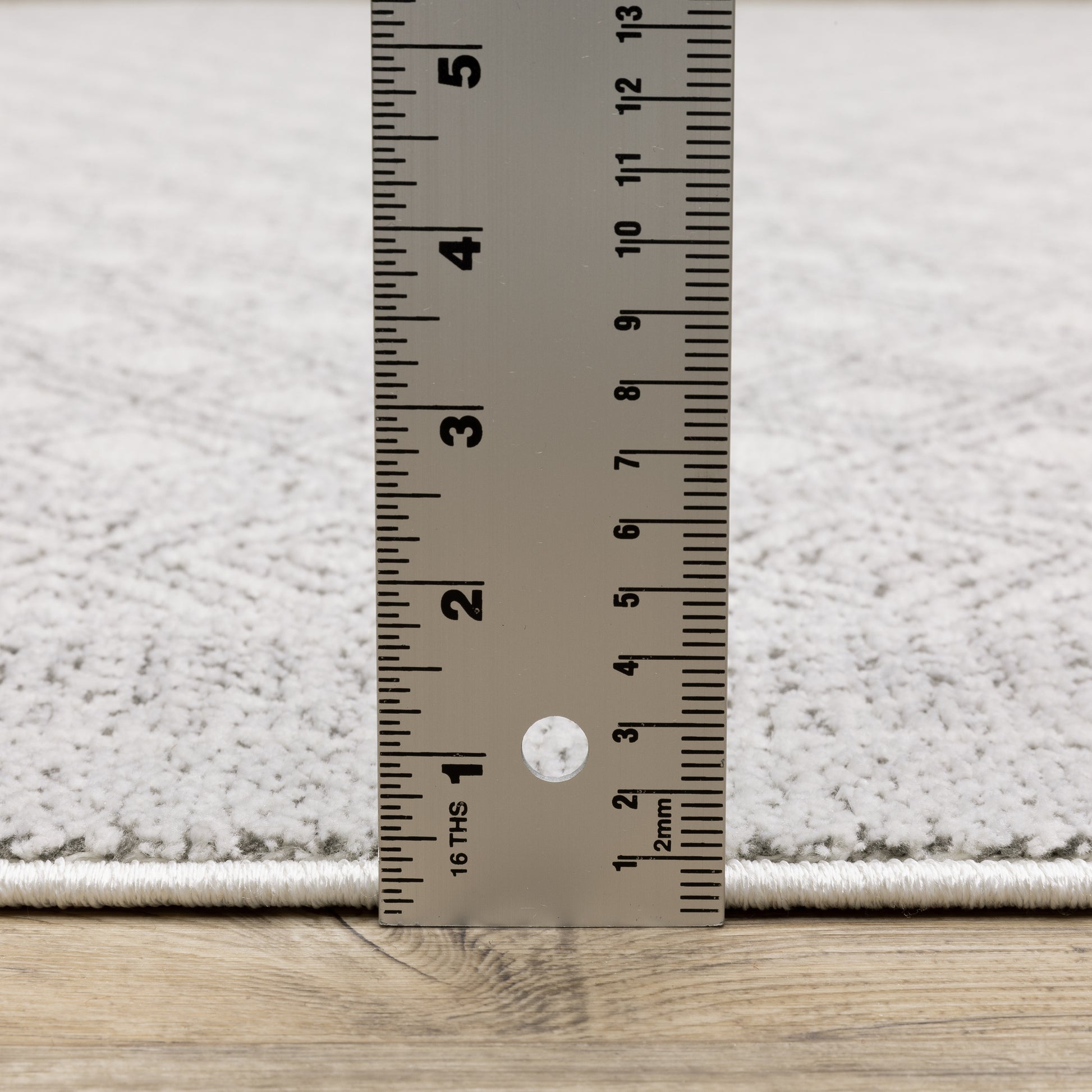 Oriental Weavers Montecito  White Grey Casual