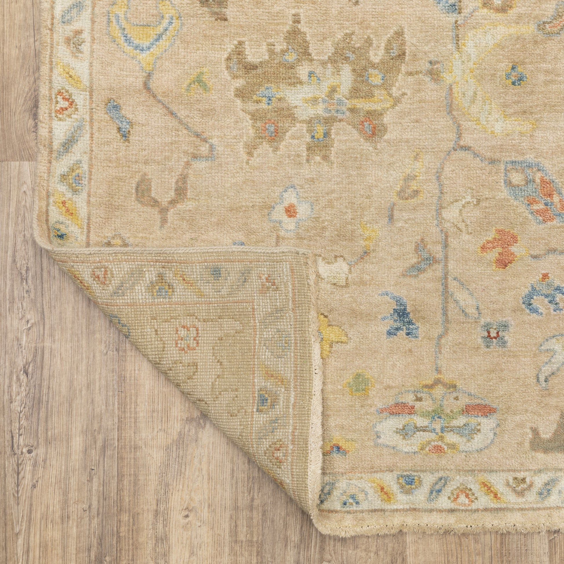 Oriental Weavers Palace  Beige Multi Traditional