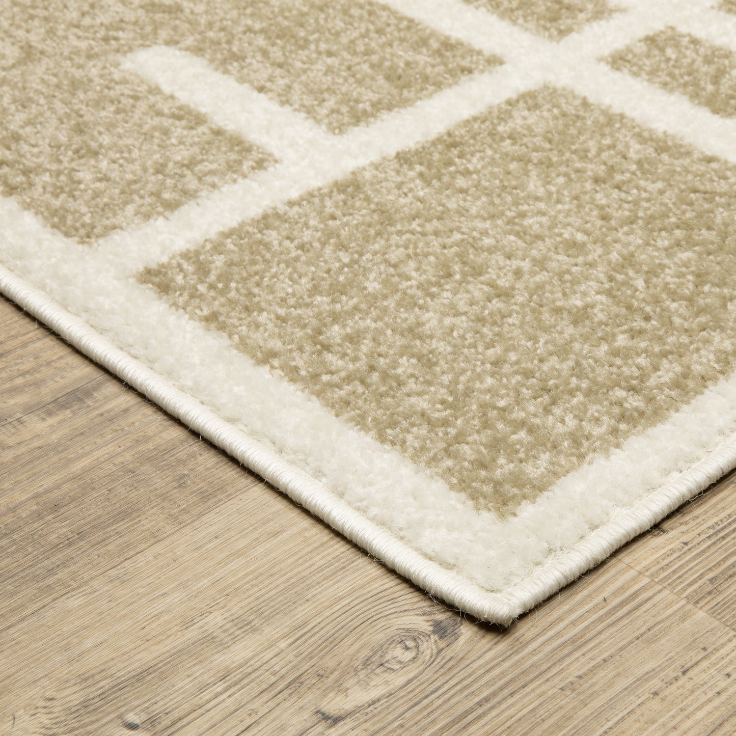 Oriental Weavers Quinn  Beige Ivory Modern