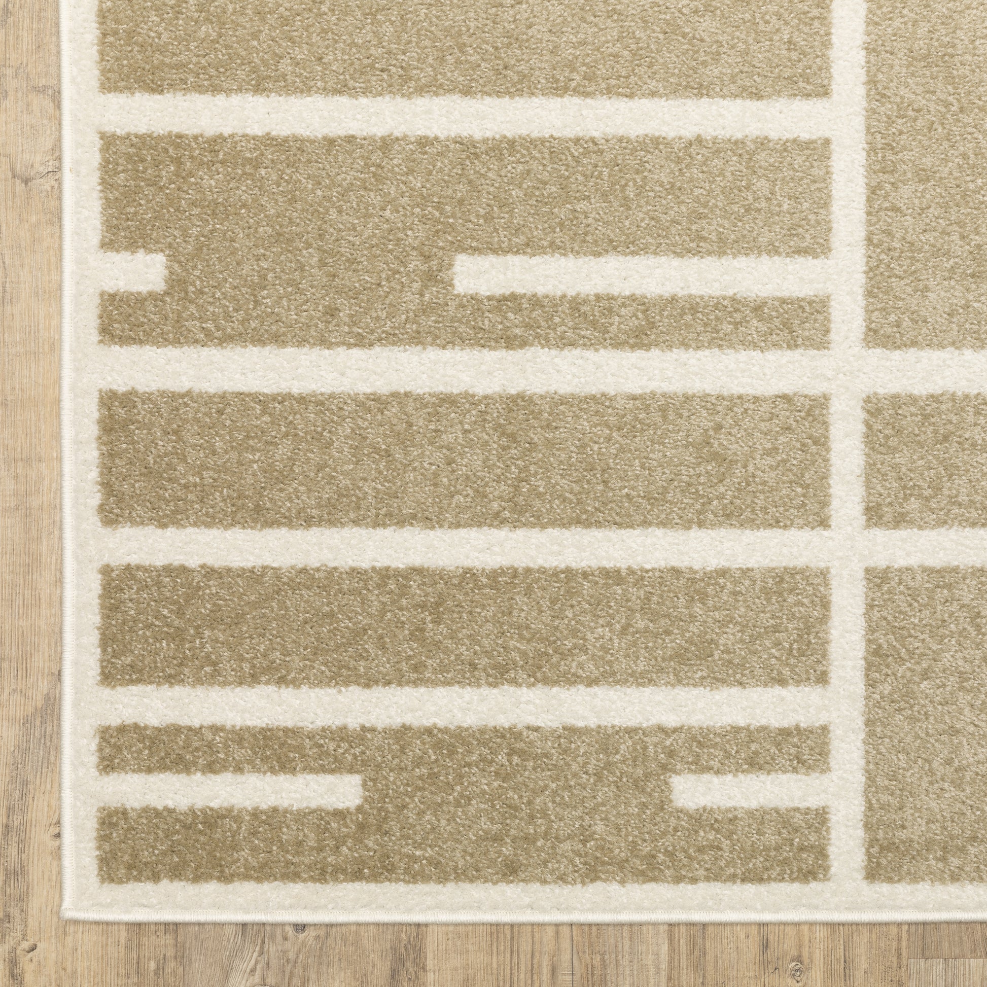 Oriental Weavers Quinn  Beige Ivory Modern