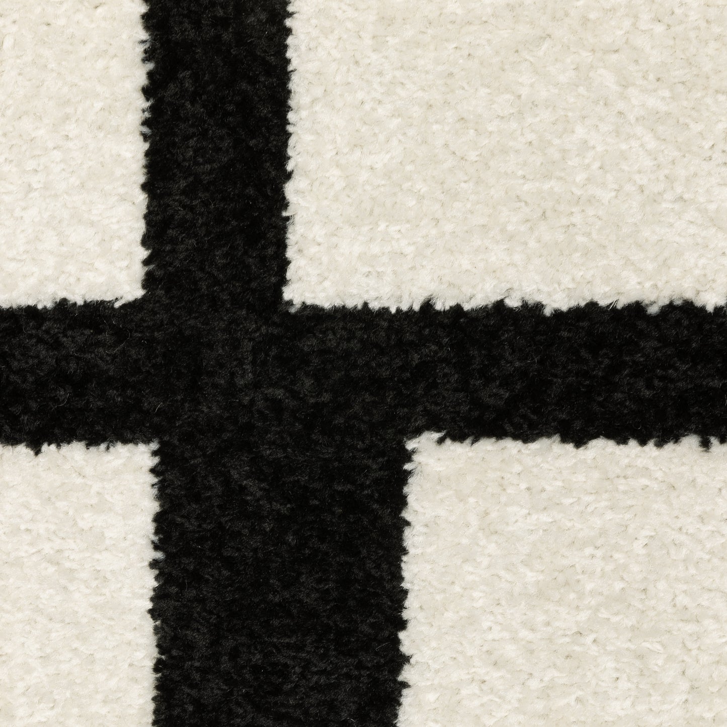 Oriental Weavers Quinn  Ivory Black Modern