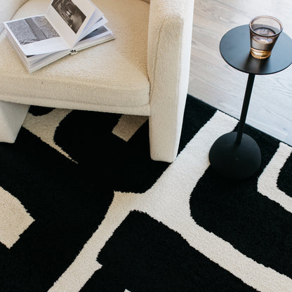 Oriental Weavers Quinn  Black Ivory Modern