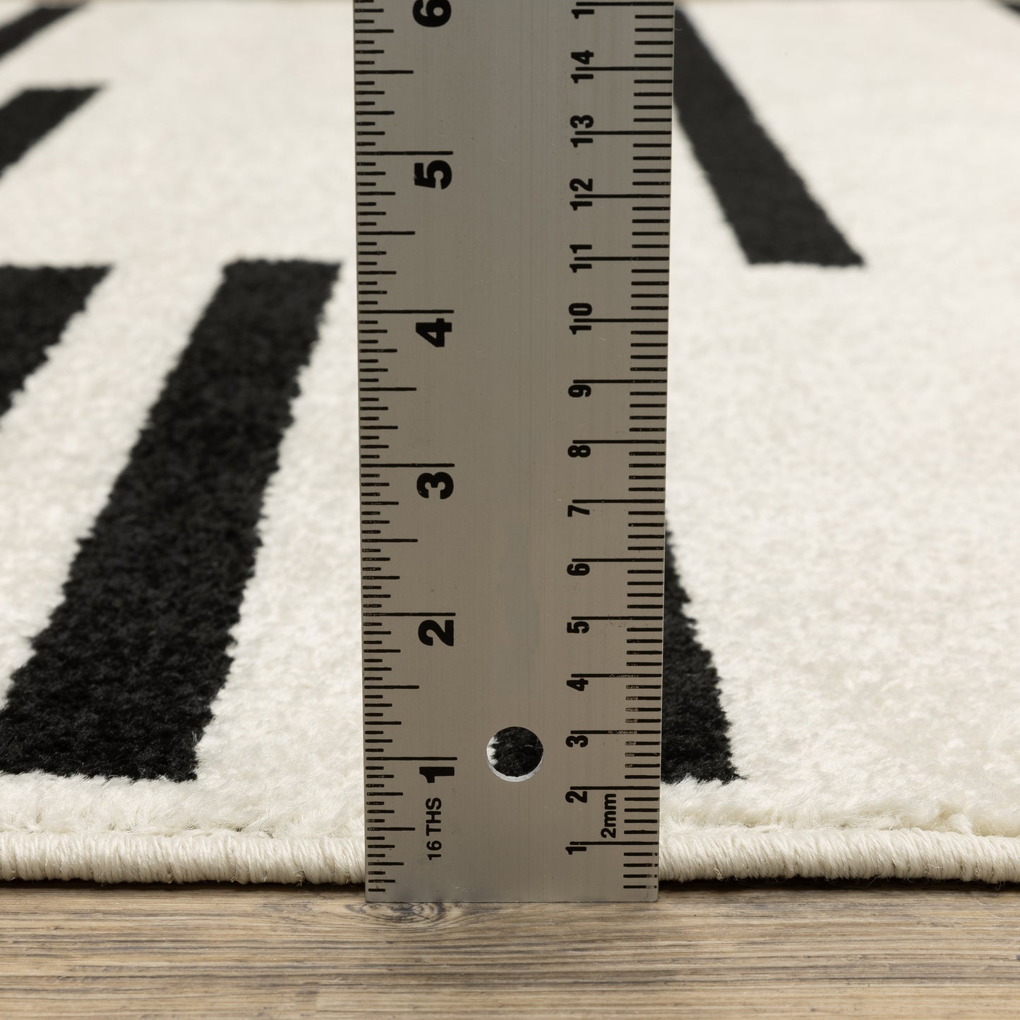 Oriental Weavers Quinn  Beige Black Modern