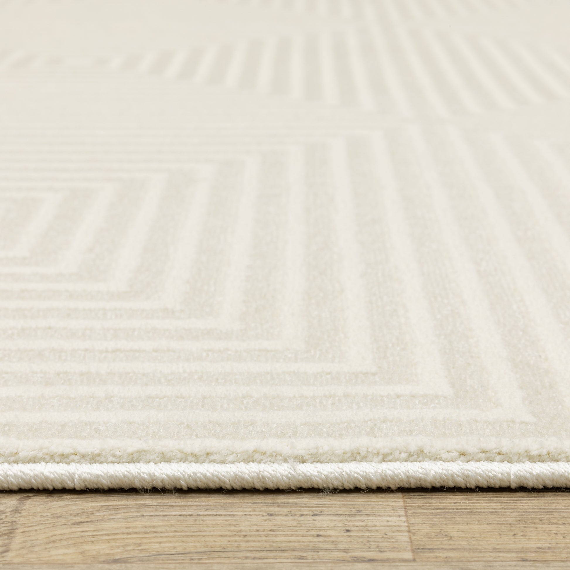 Oriental Weavers Raylan  Ivory Beige Transitional