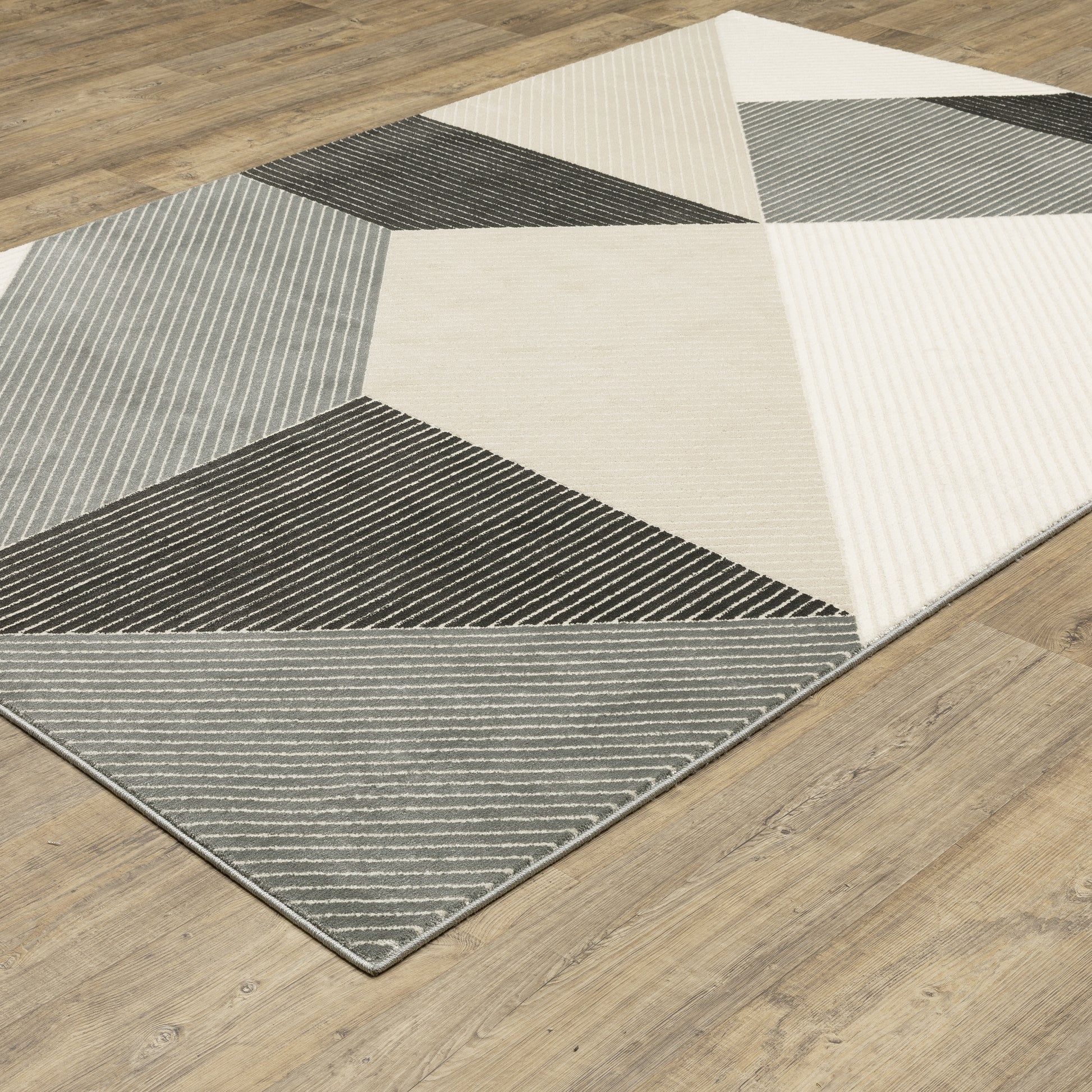 Oriental Weavers Raylan  Ivory Black Modern & Contemporary