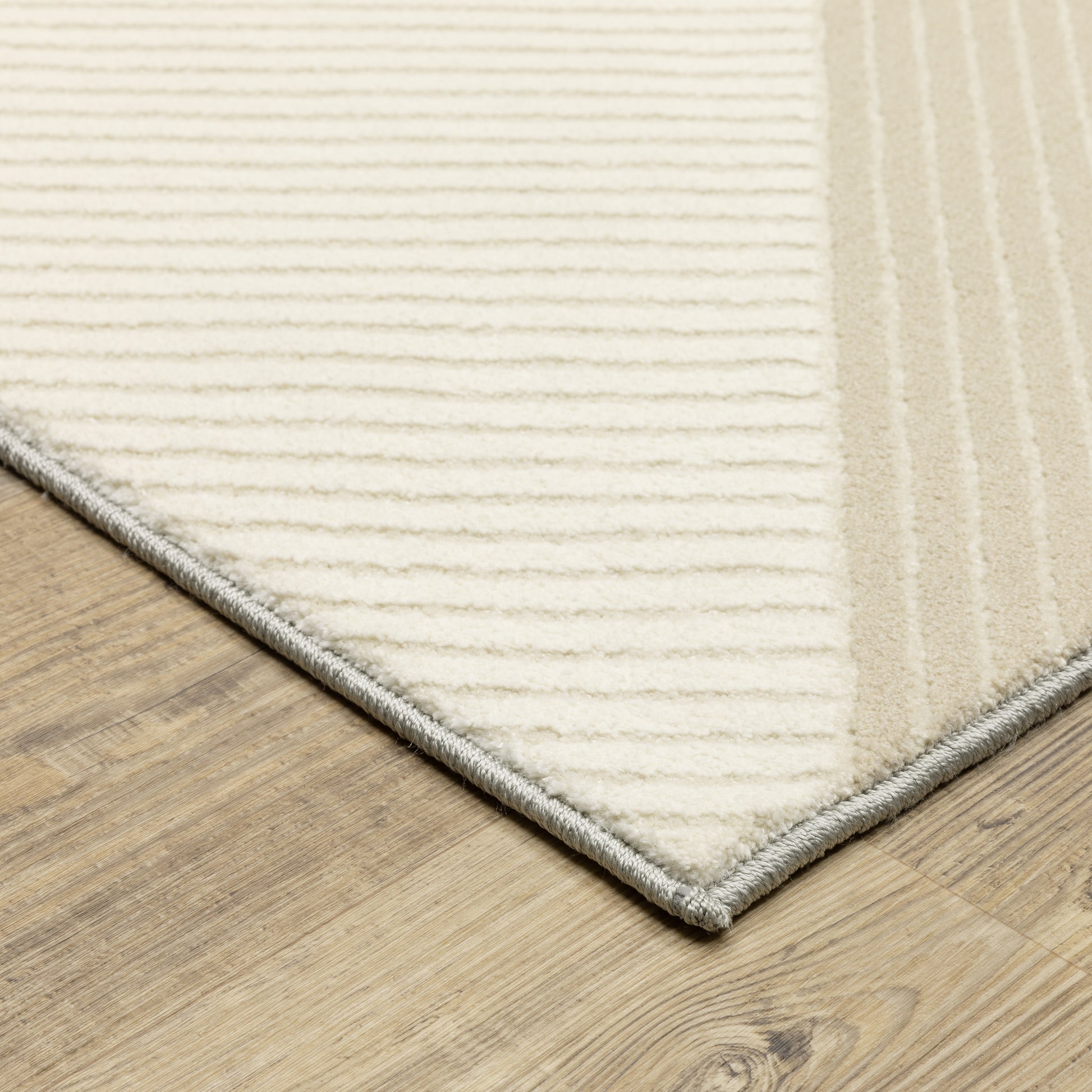 Oriental Weavers Raylan  Ivory Black Modern & Contemporary