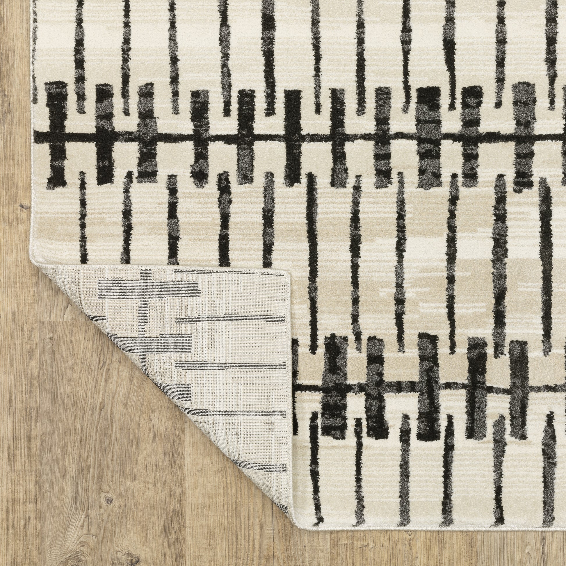 Oriental Weavers Raylan  Ivory Black Modern & Contemporary