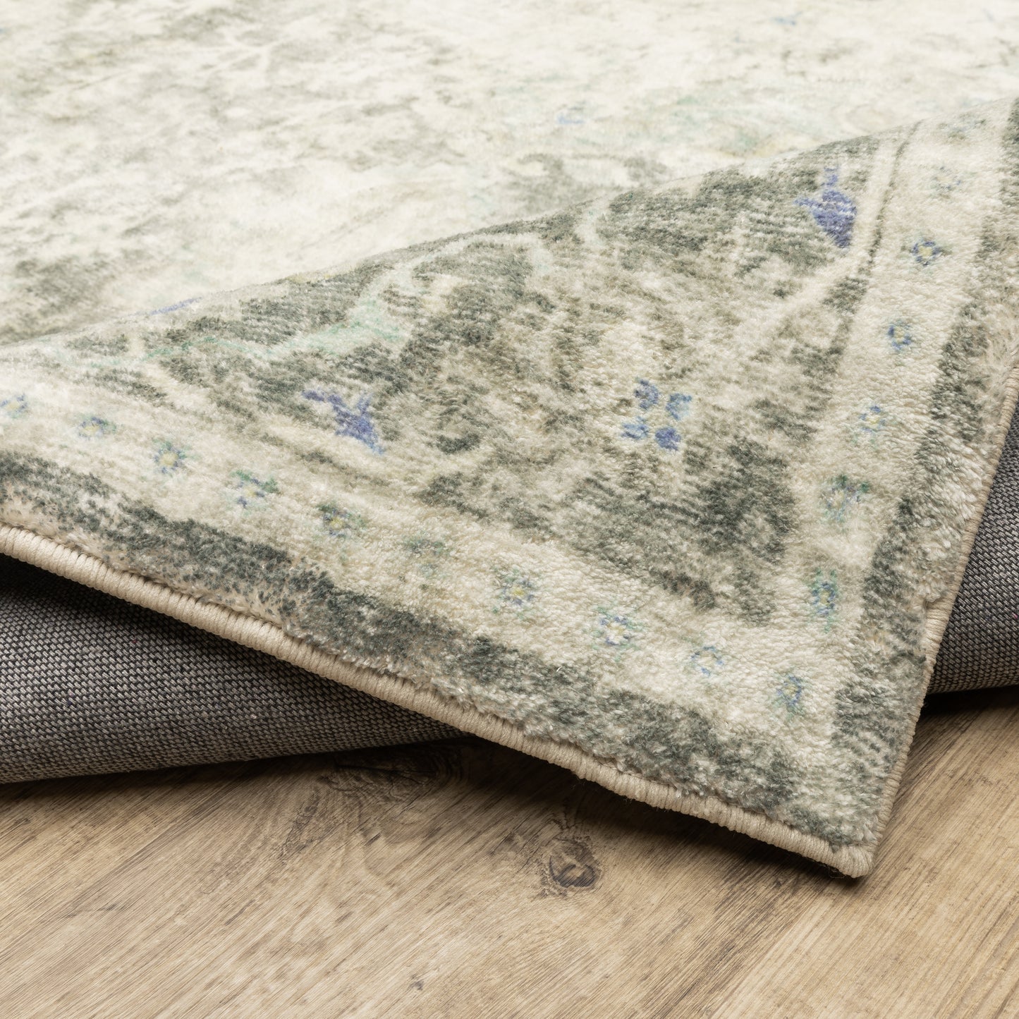 Oriental Weavers Savoy  Grey Ivory Traditional