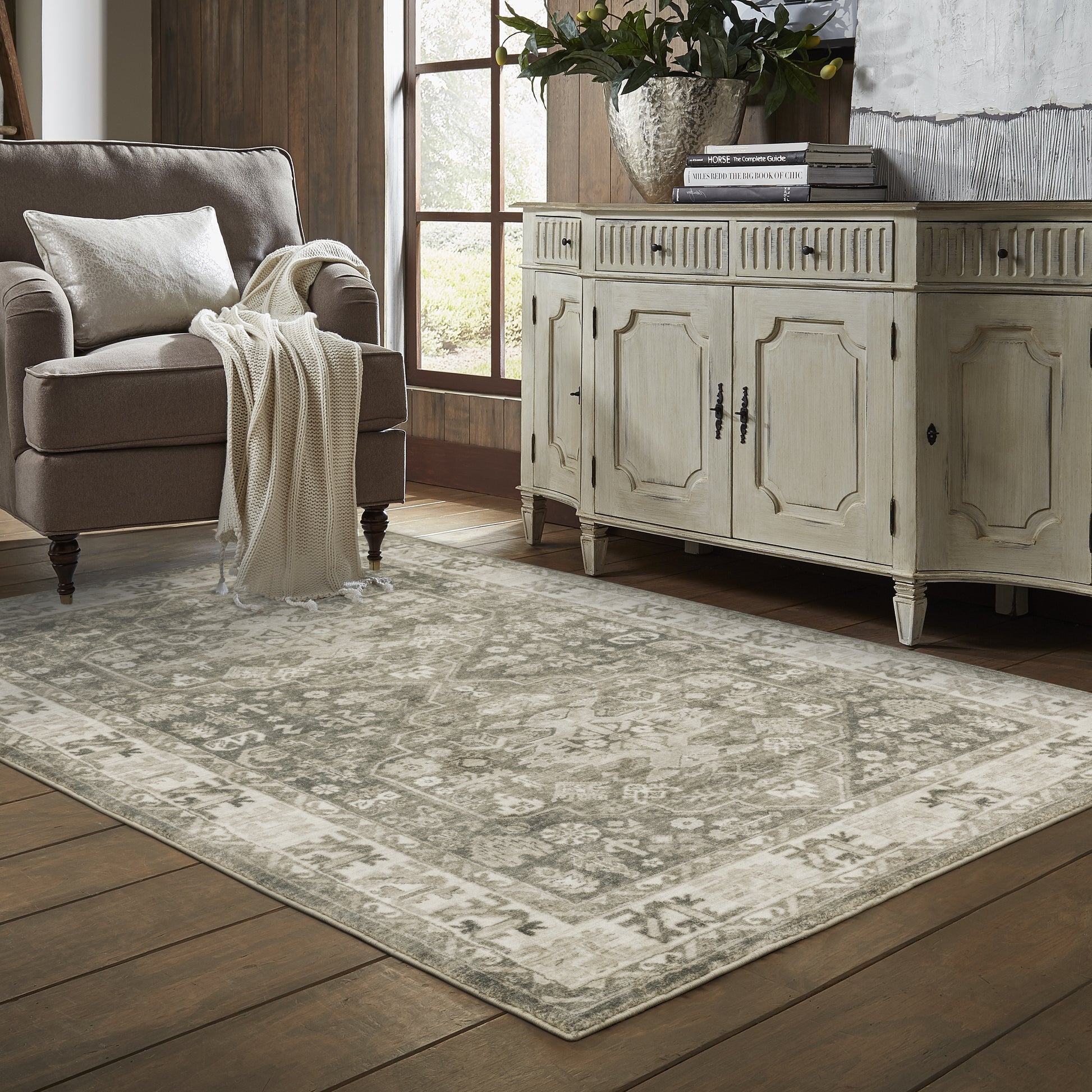 Oriental Weavers Savoy  Grey Ivory Traditional
