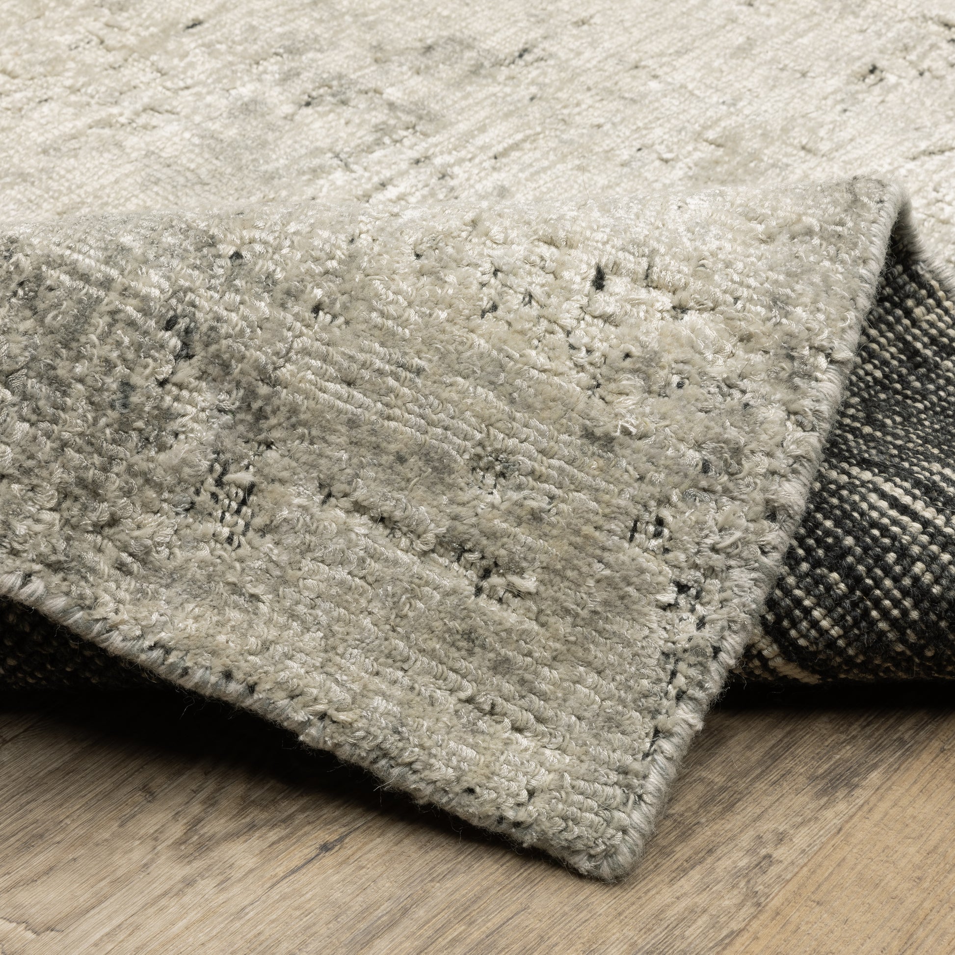 Oriental Weavers Solstice  Beige Black Contemporary