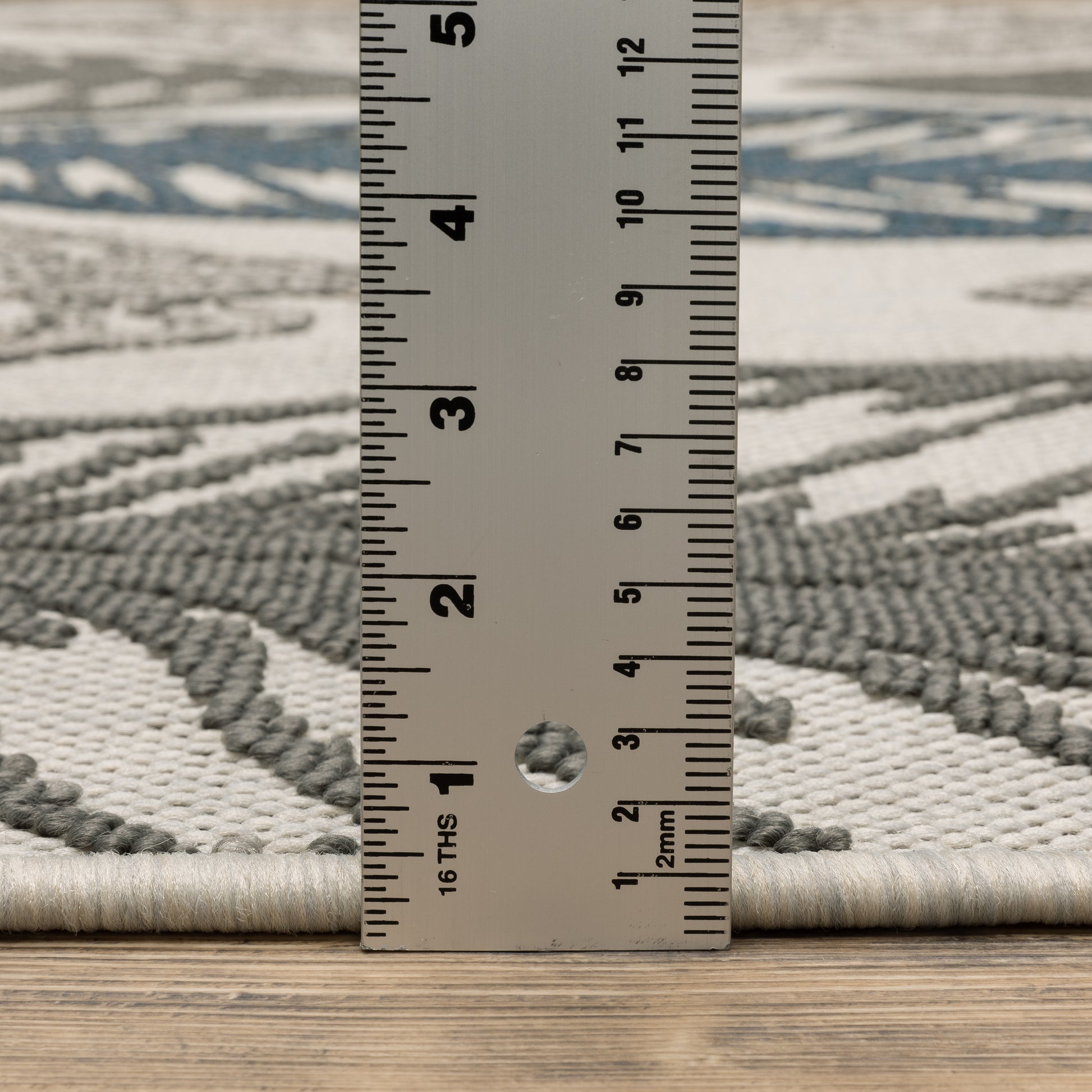 Oriental Weavers Torrey  Light Grey Grey Tropical