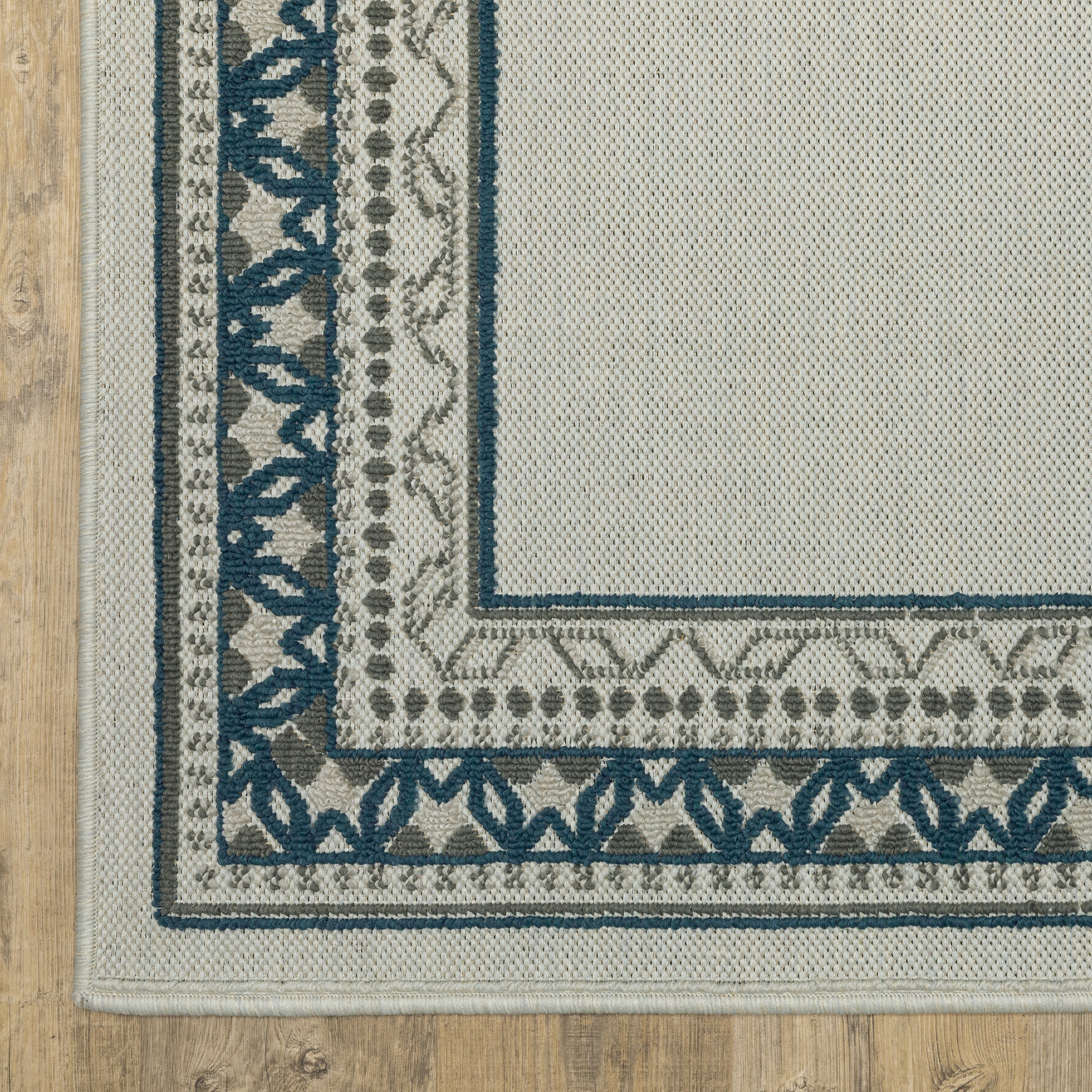Oriental Weavers Torrey  Light Grey Blue Traditional
