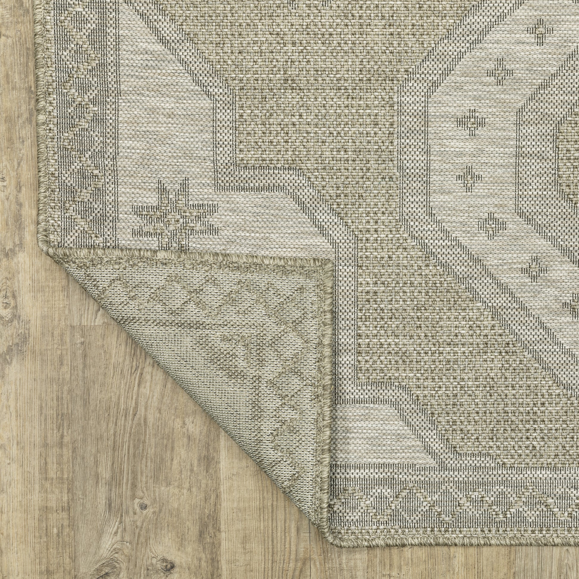 Oriental Weavers Tortuga  Tan Black Traditional
