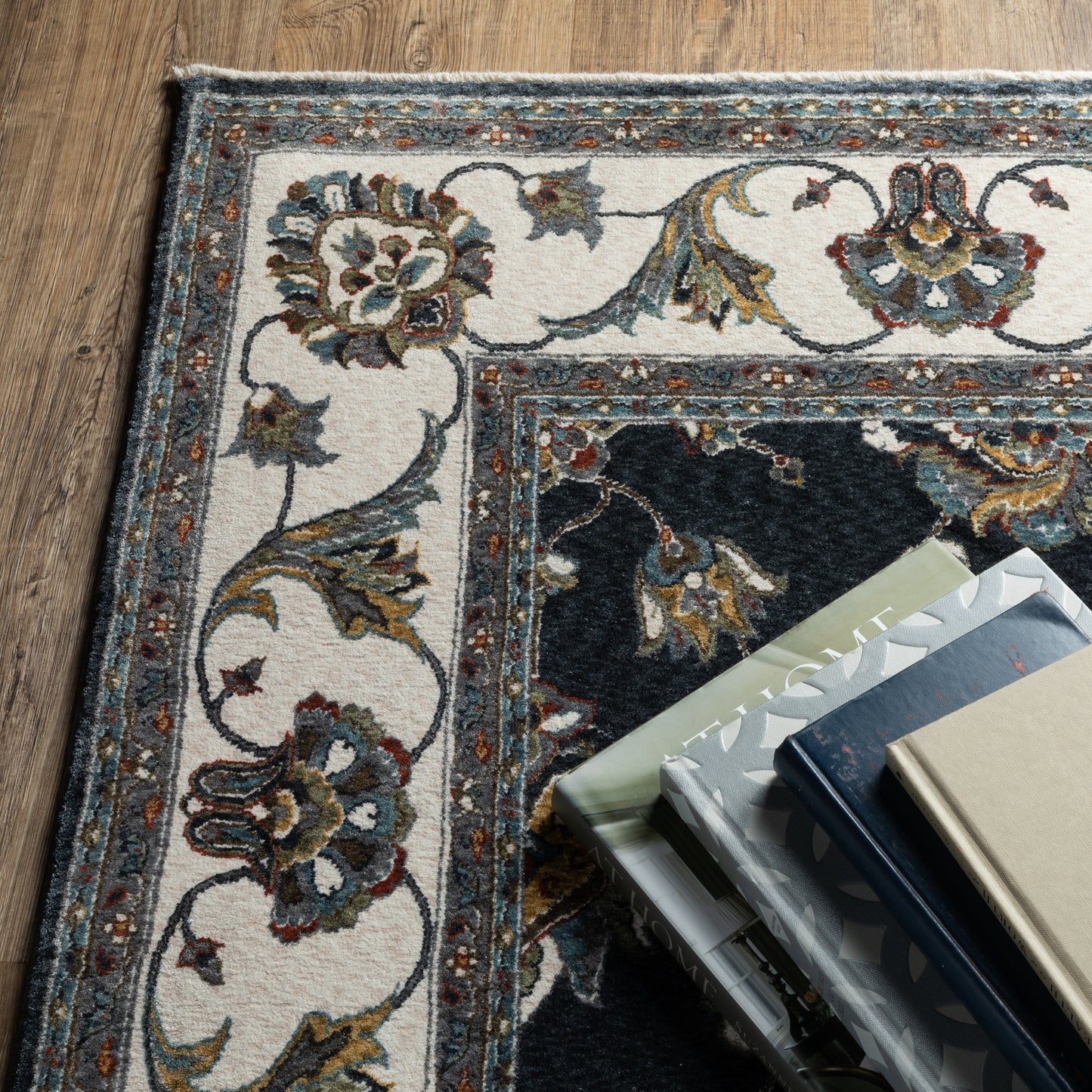 Oriental Weavers Vivian  Navy Ivory Traditional