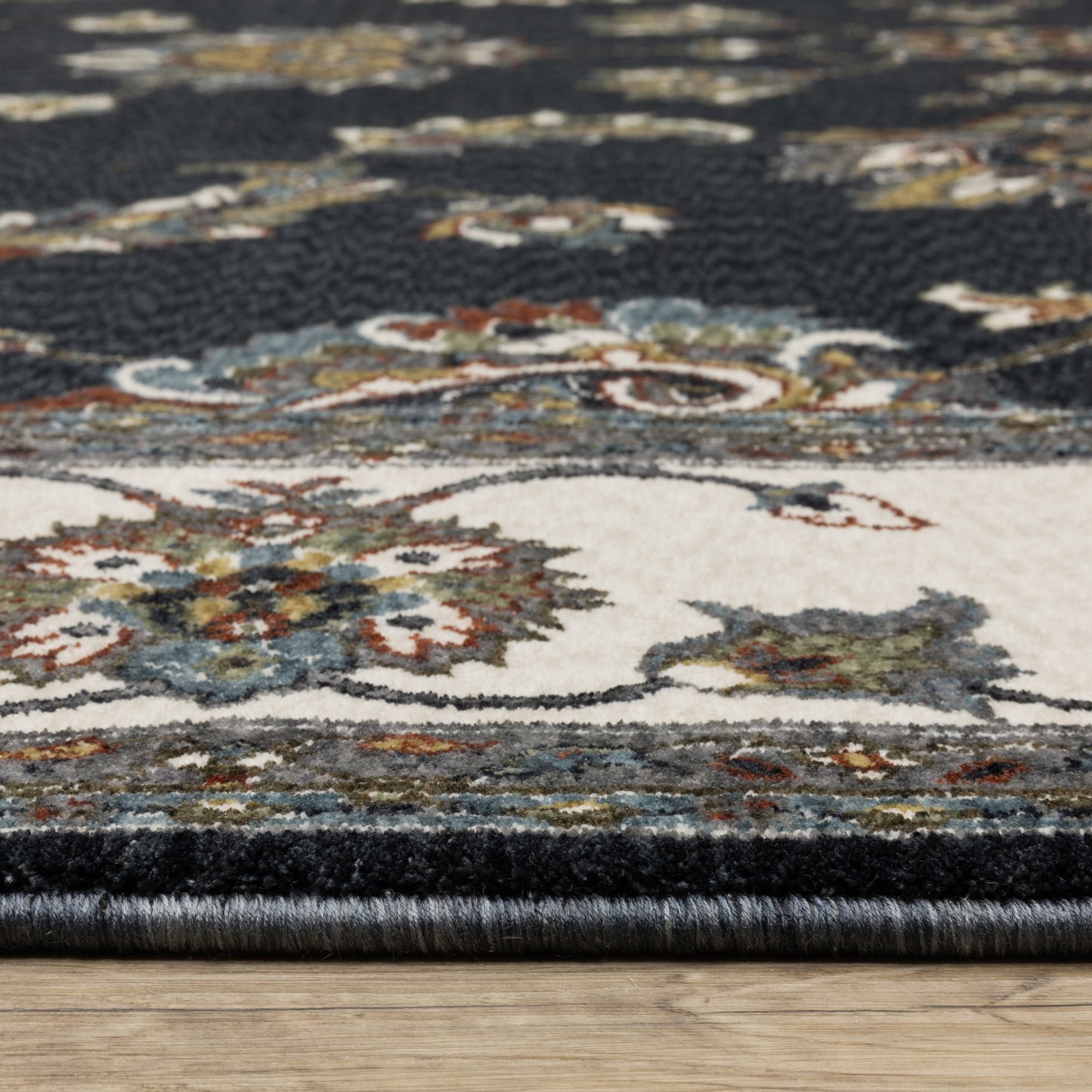 Oriental Weavers Vivian  Navy Ivory Traditional