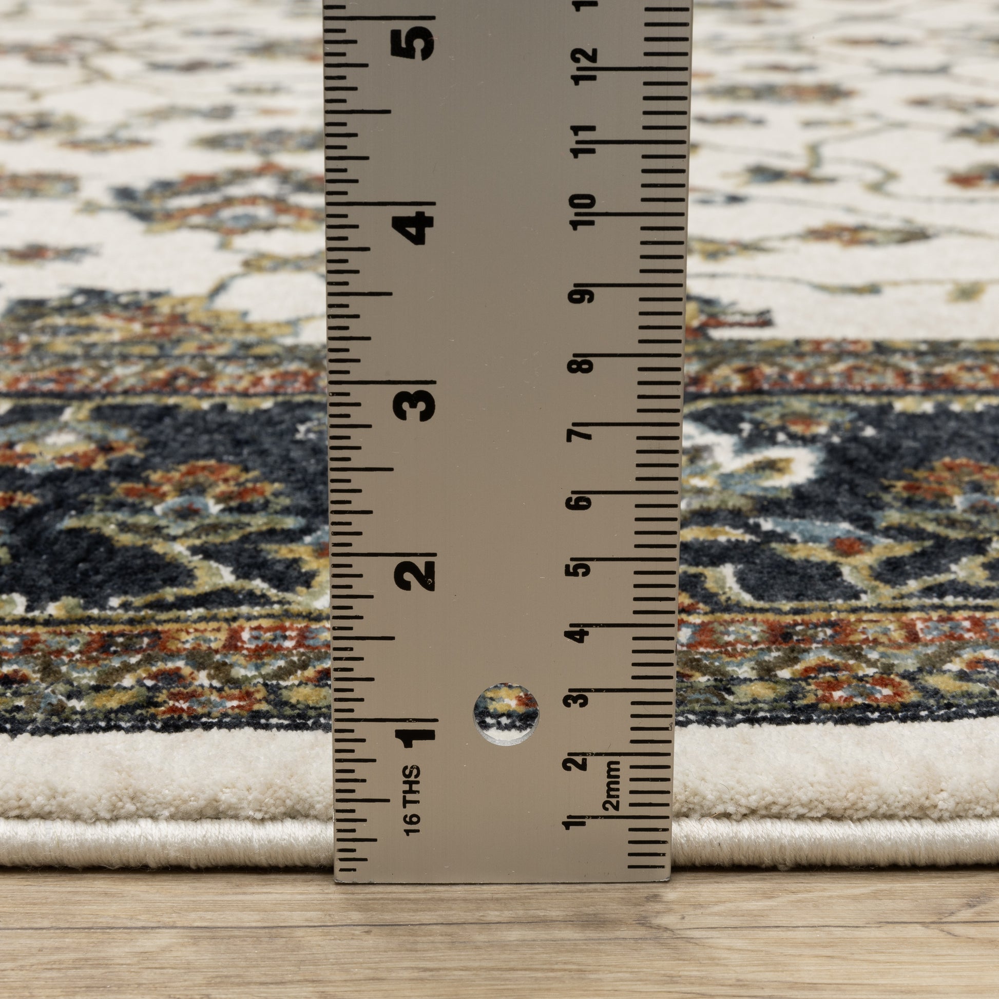 Oriental Weavers Vivian  Ivory Navy Traditional