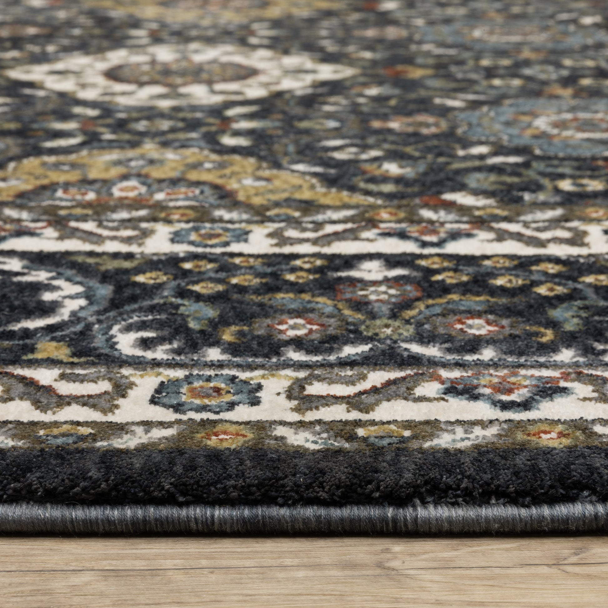 Oriental Weavers Vivian  Navy Gold Traditional