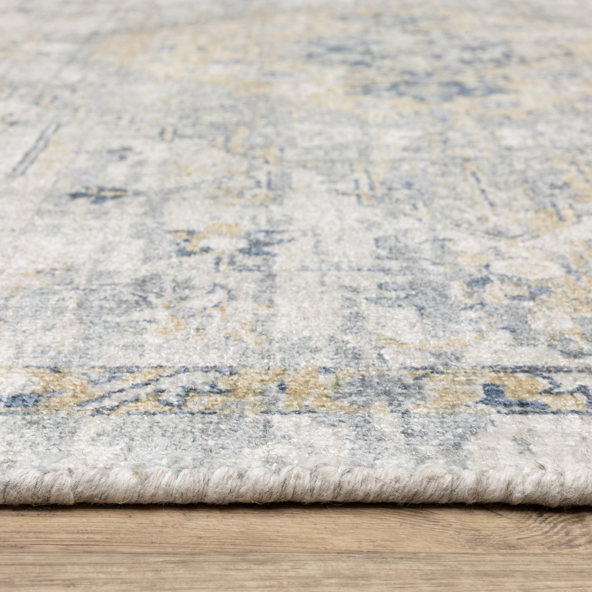Oriental Weavers Windham  Grey Gold Traditional