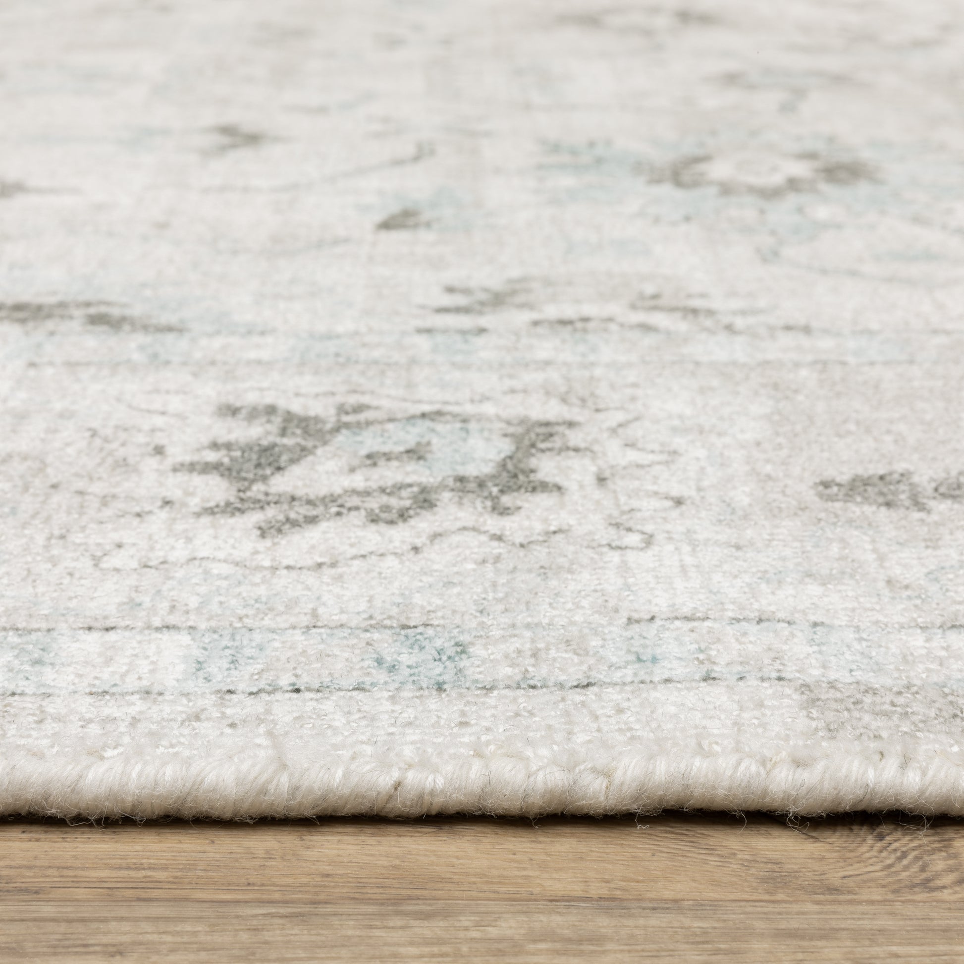 Oriental Weavers Windham  Ivory Teal Traditional