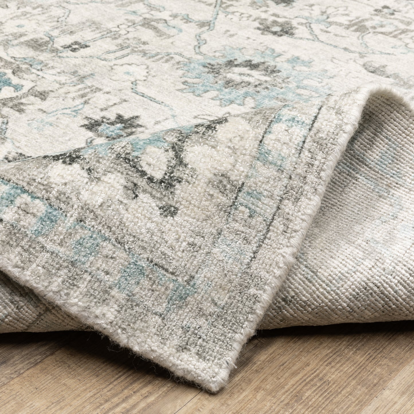 Oriental Weavers Windham  Ivory Teal Traditional