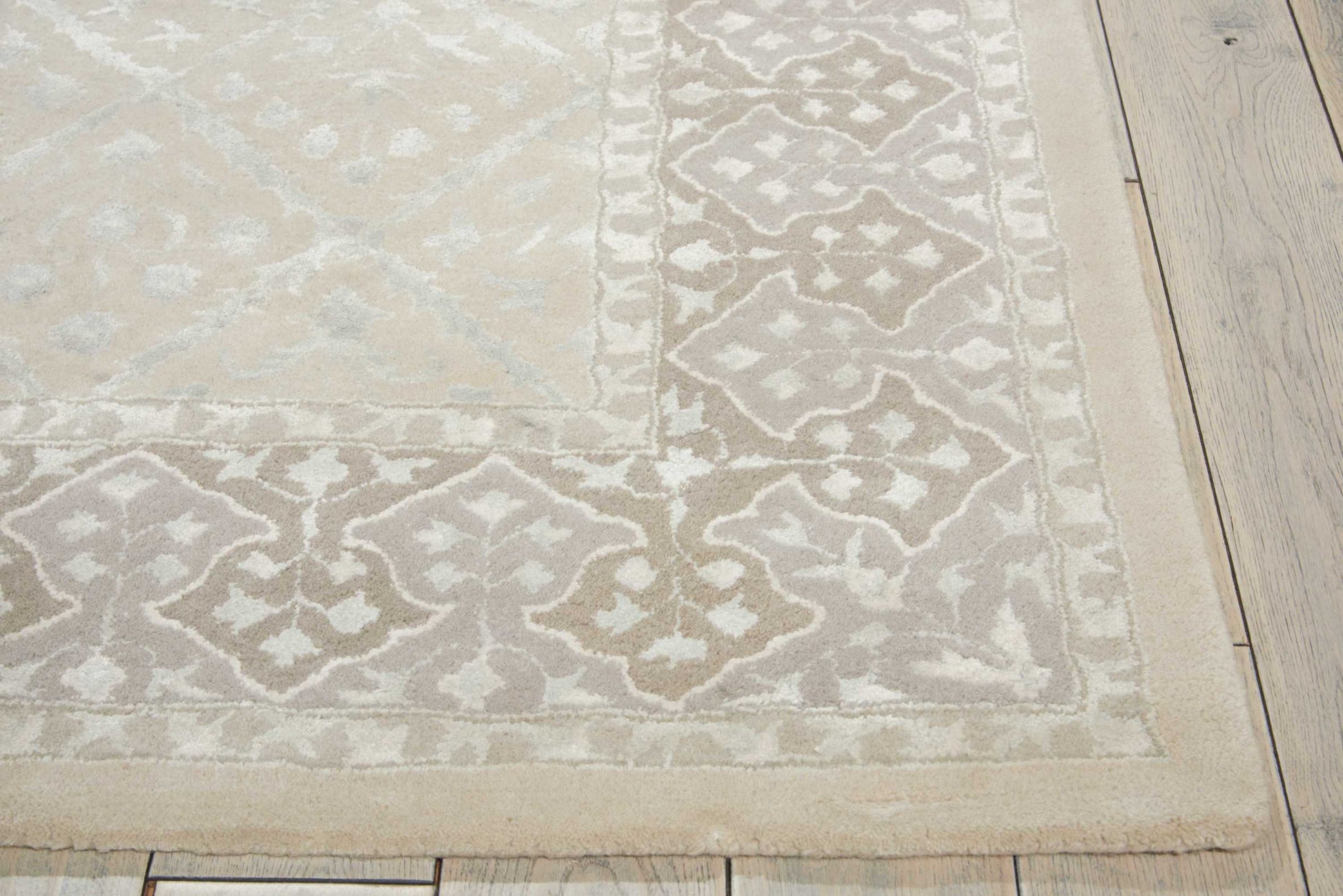 Nourison Home Symphony  Sand  Traditional