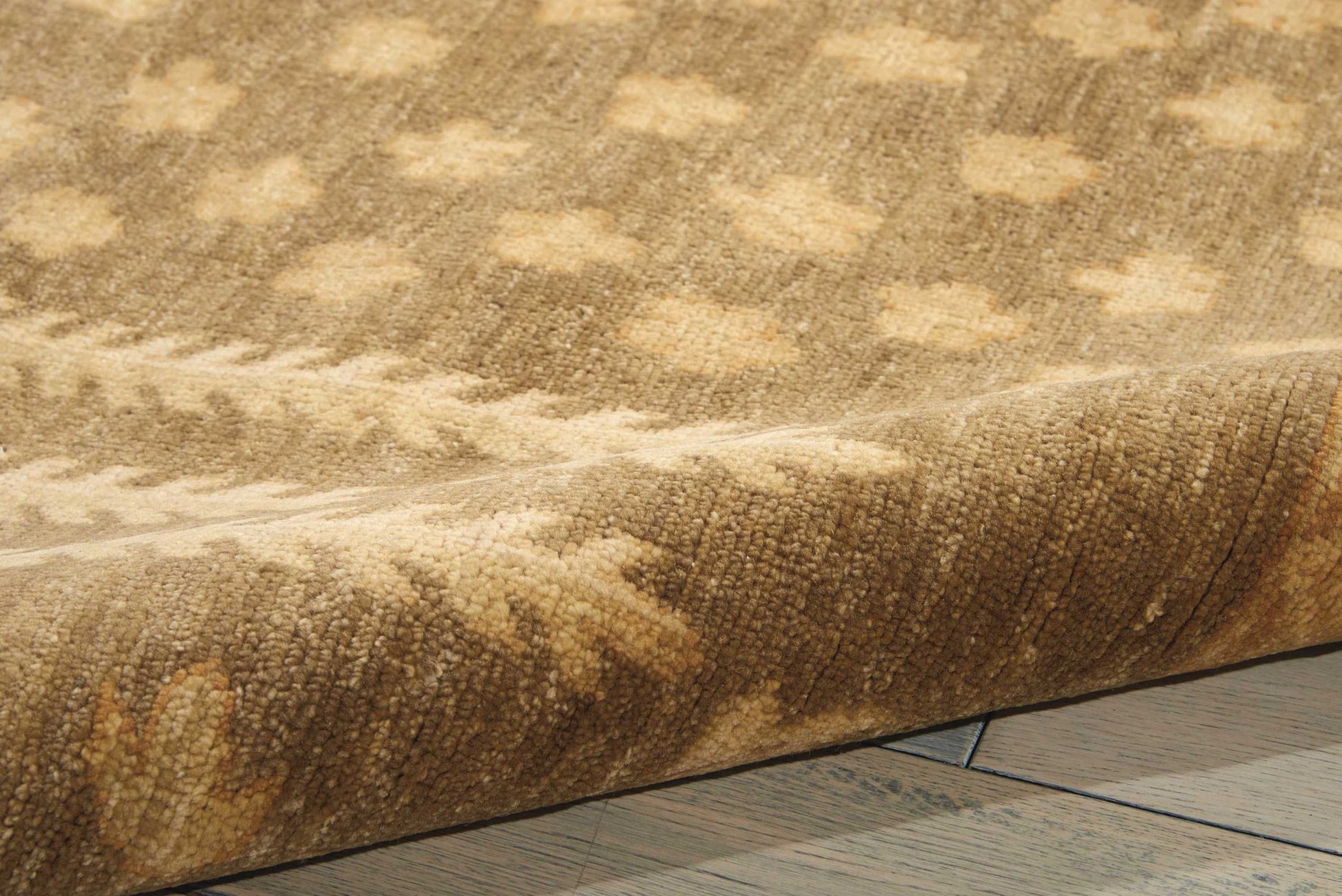Nourison Home Grand Estate  Mushroom  Traditional