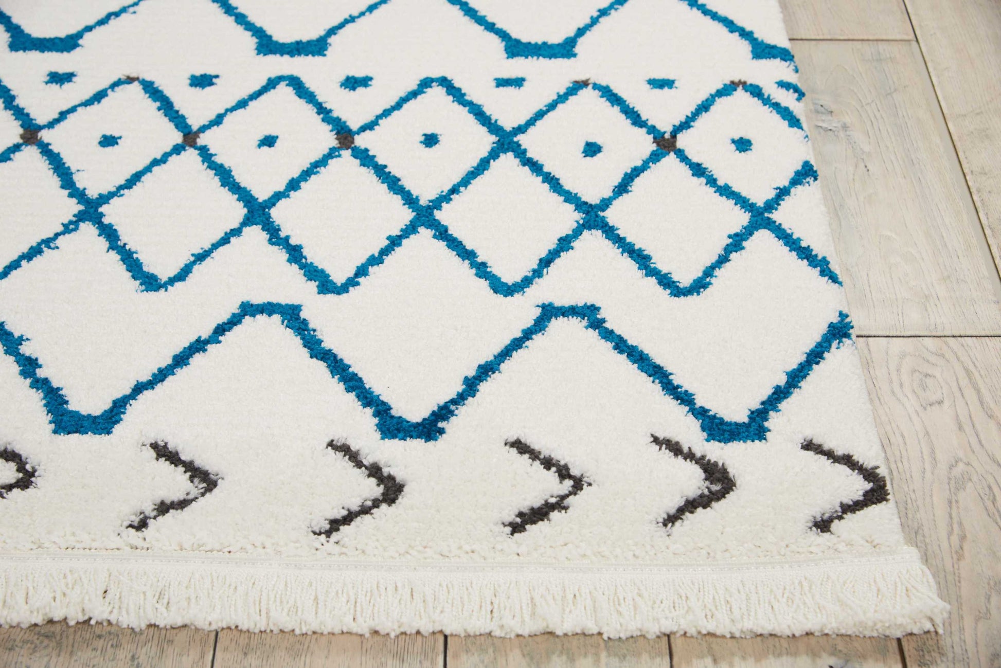 Nourison Home Kamala  White Blue  Contemporary