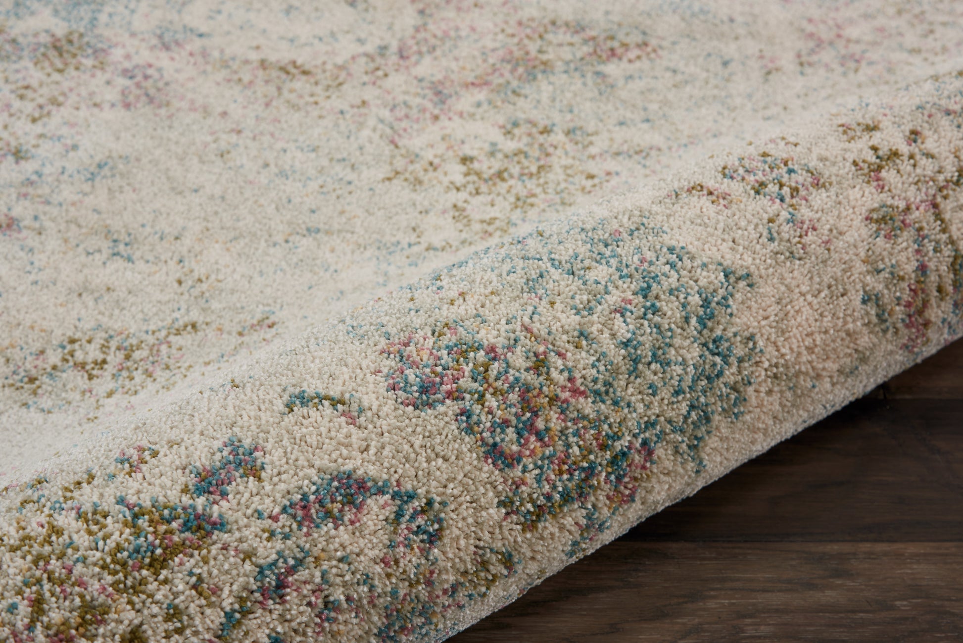 Nourison Home Fusion  Cream  Traditional