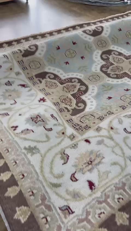 Artisan Cameron  Charcoal Ivory Traditional Knotted Rug