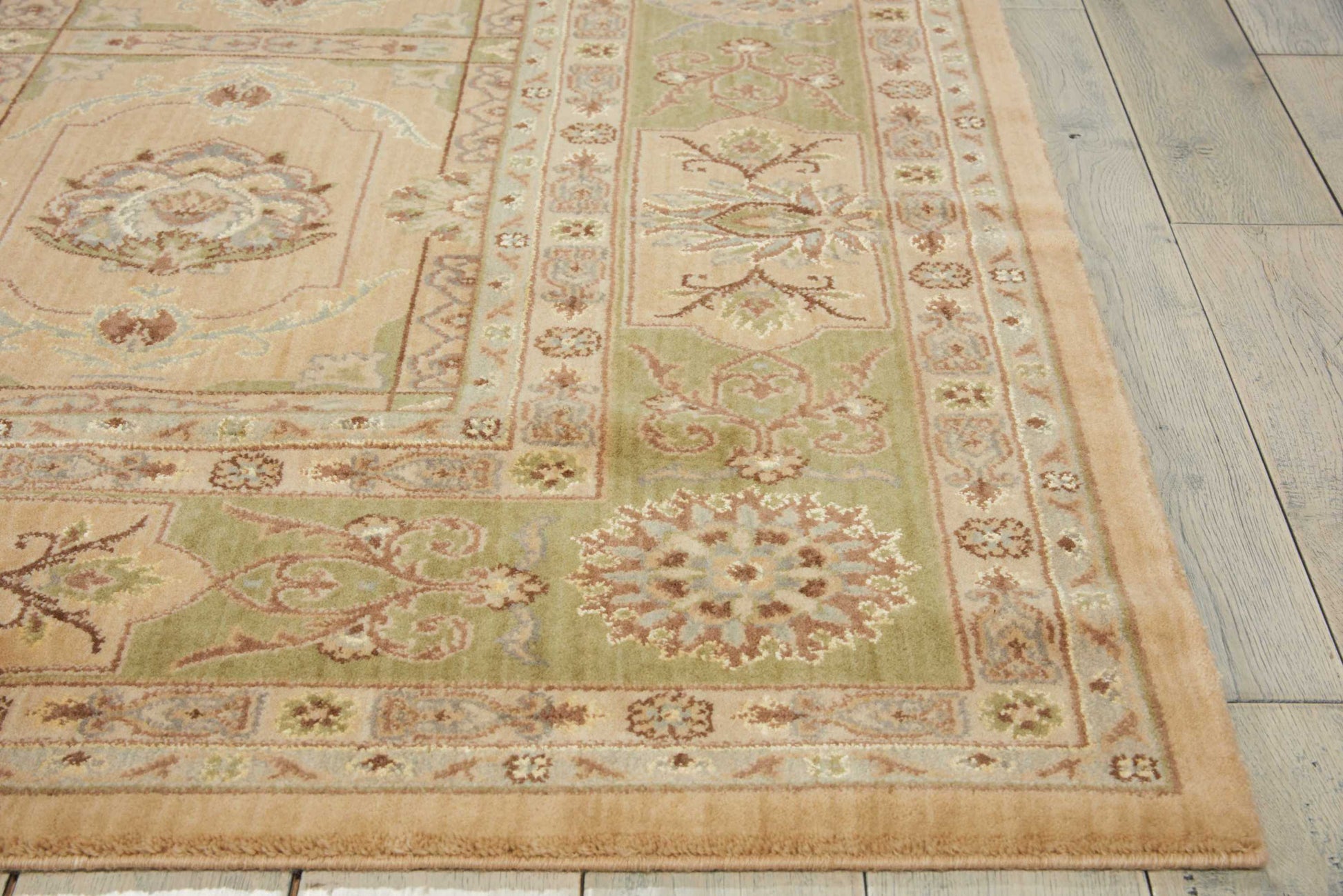 Nourison Home Persian Empire  Sand  Traditional
