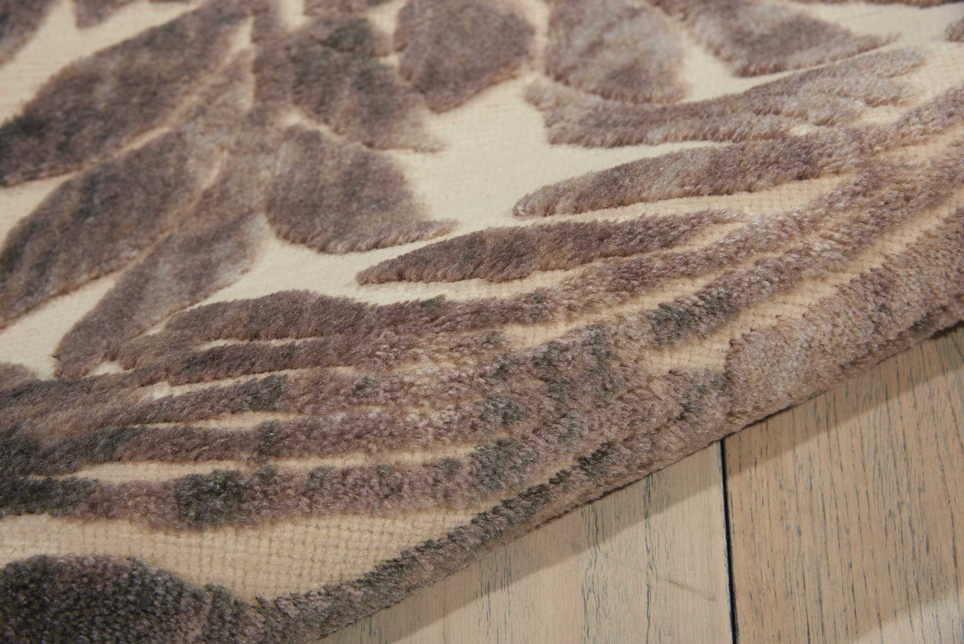 Nourison Home Graphic Illusions  Ivory  Transitional