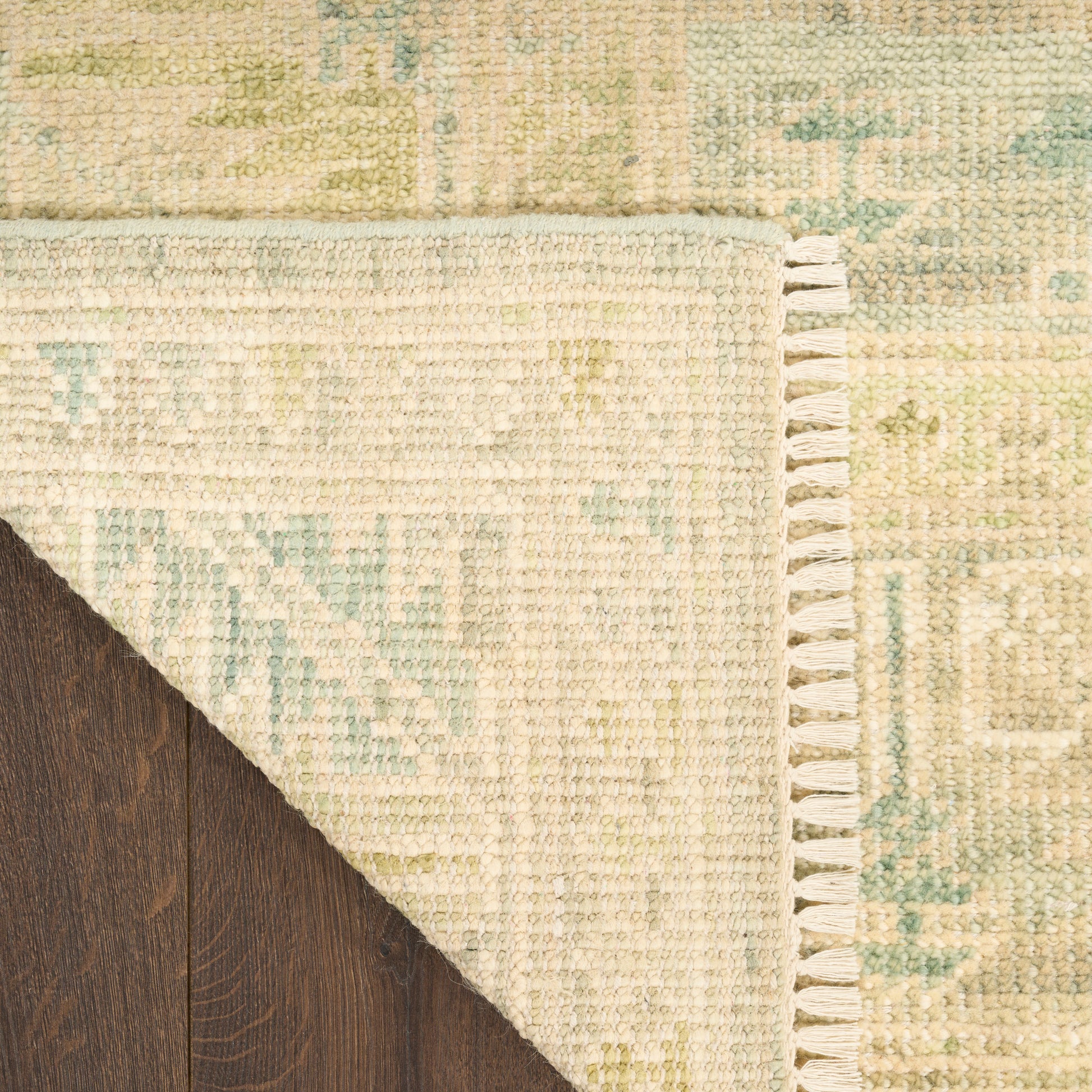 Nourison Home Odessa  Green  Traditional