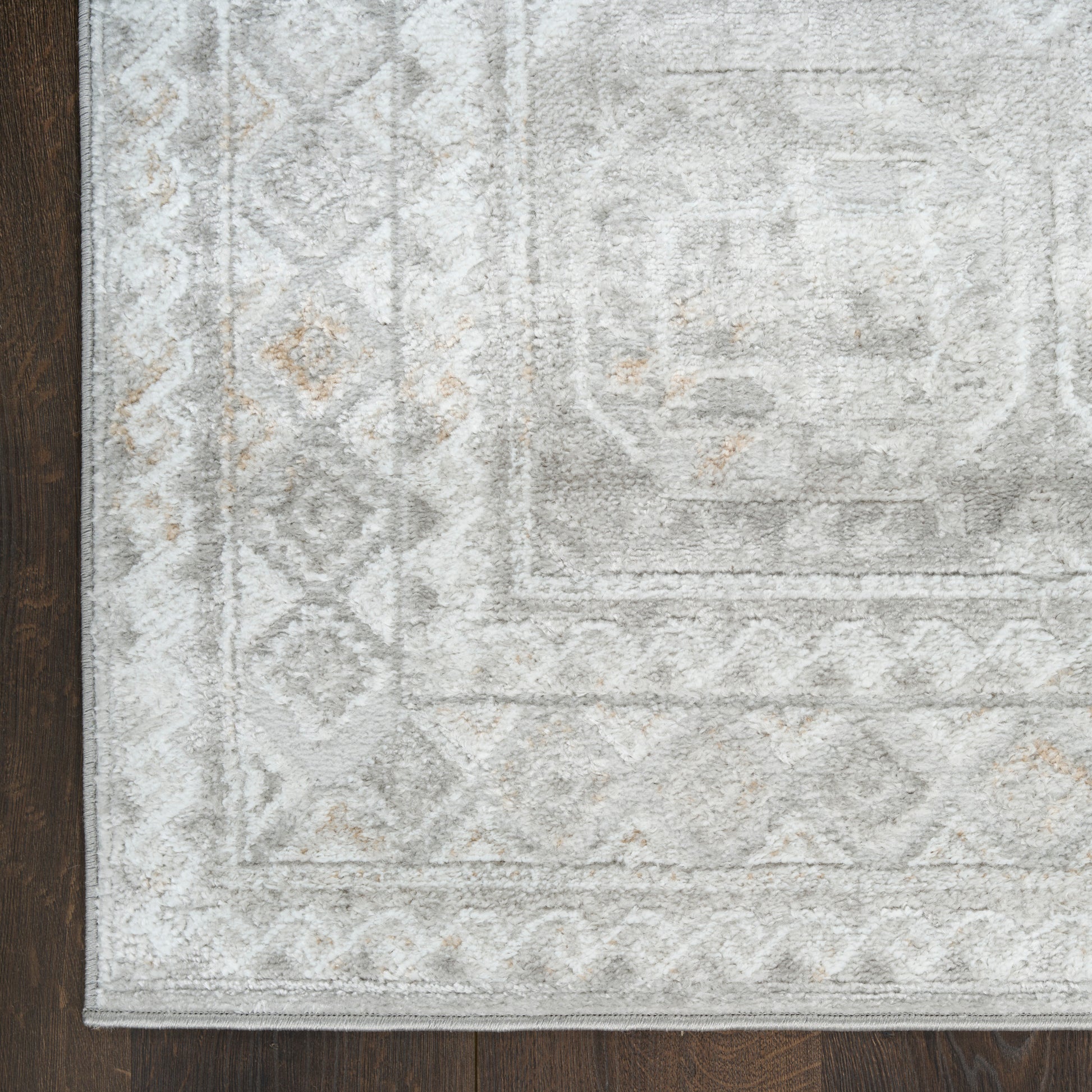 Nourison Home Dekor  Grey  Traditional