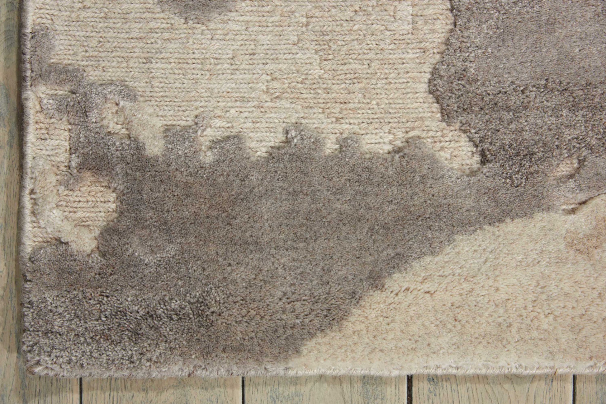 Nourison Home Divine  Ash  Contemporary