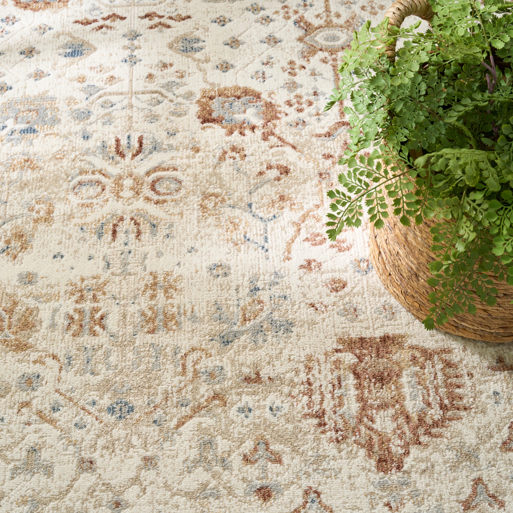Nourison Home Pardis  Ivory Rust  Traditional