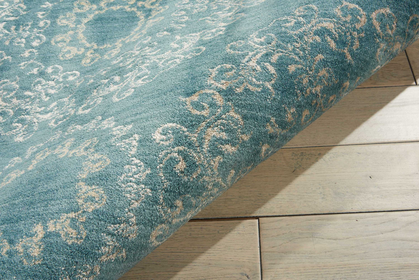 Nourison Home Tranquility  Aqua  Transitional