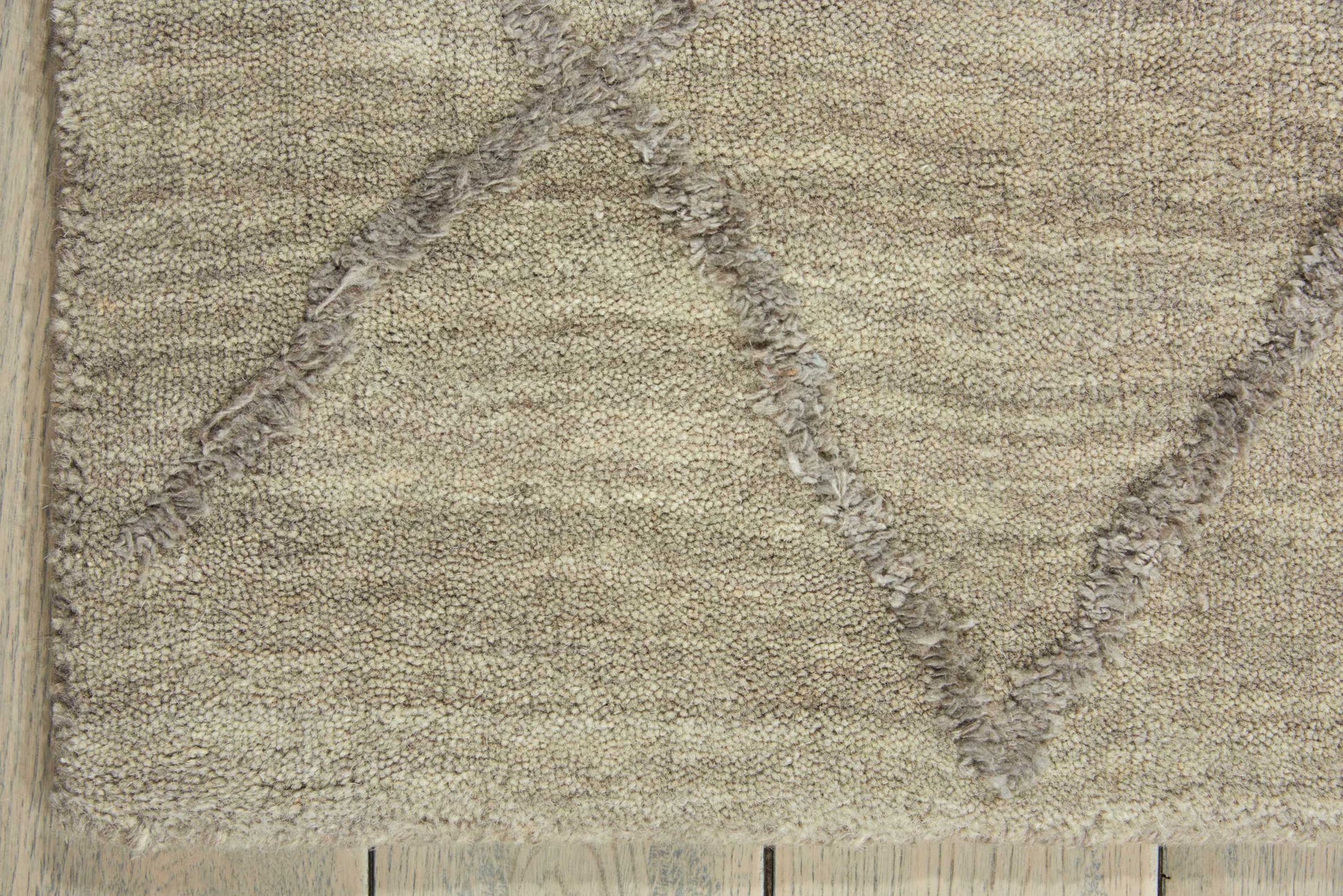 Nourison Home Lunette  Silver  Transitional