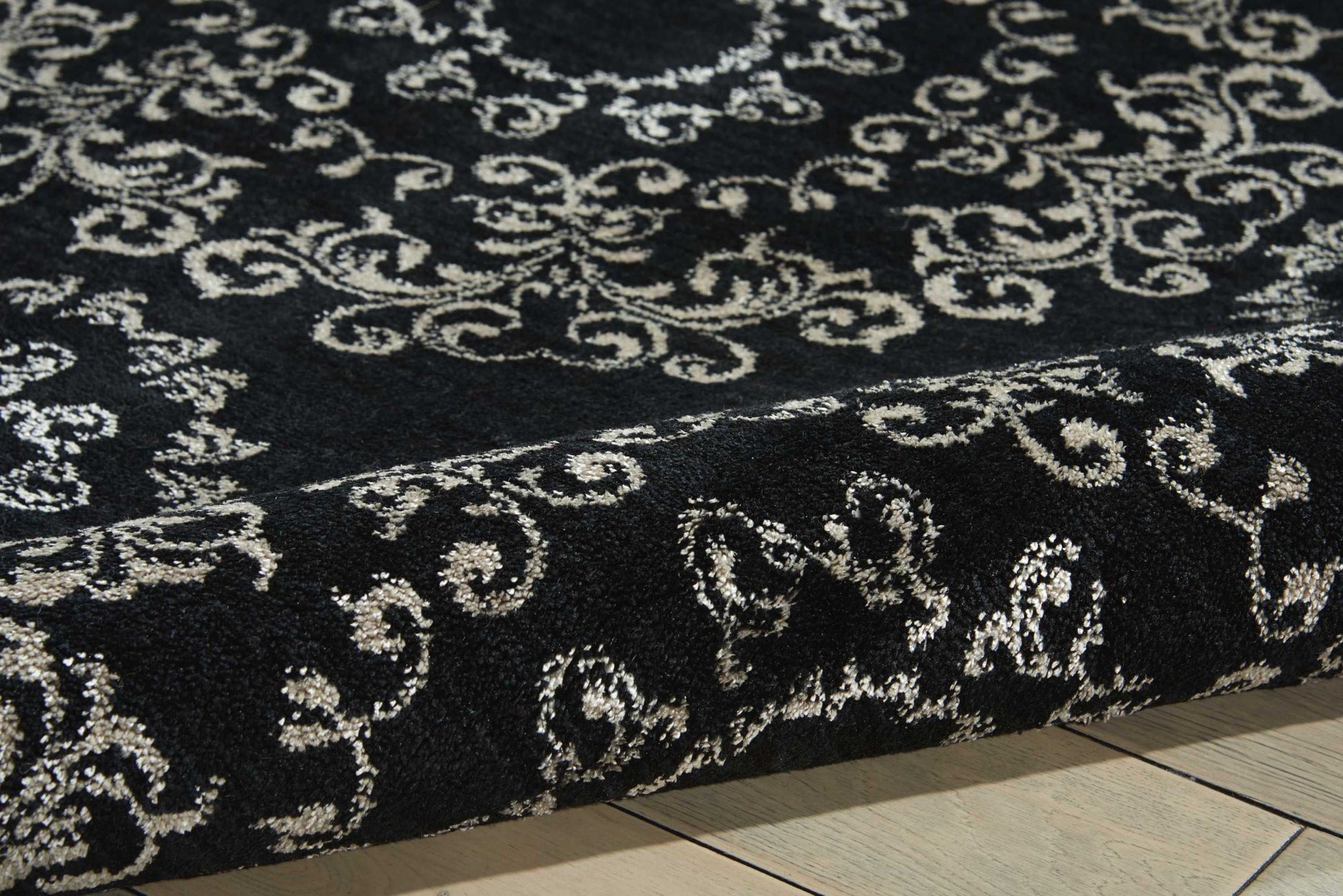 Nourison Home Tranquility  Black  Transitional