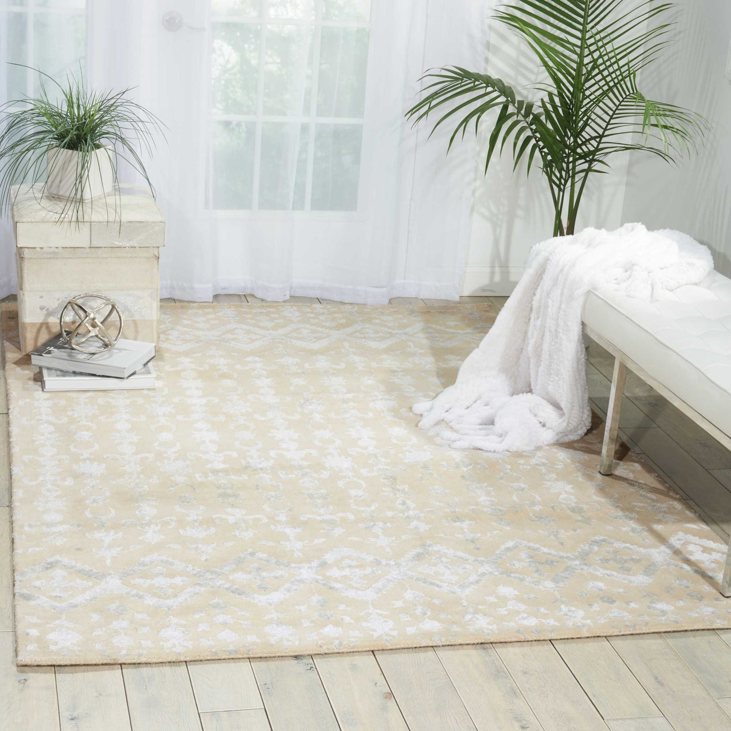 Nourison Home Symphony  Ivory  Transitional