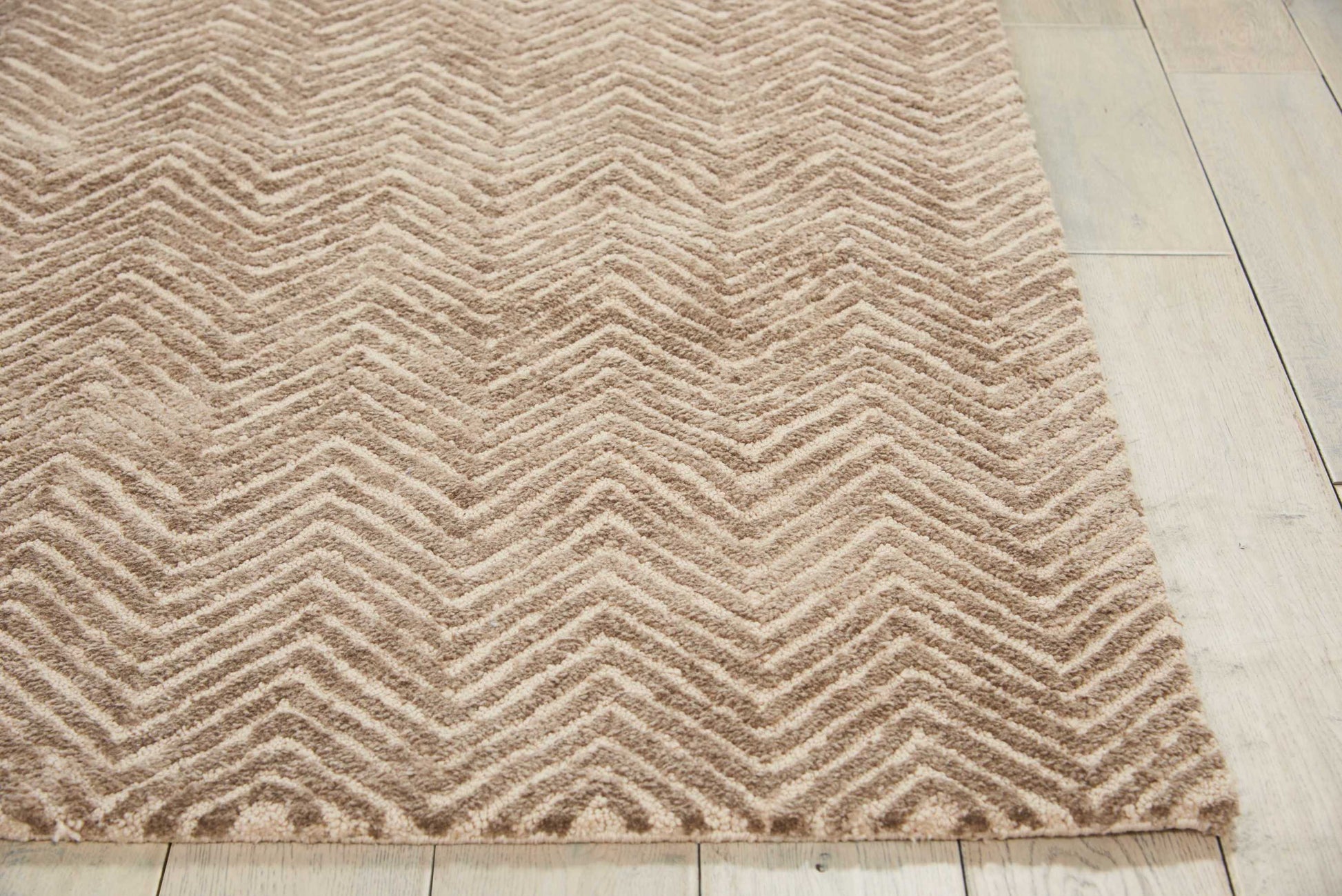 Nourison Home Deco Mod  Taupe  Transitional