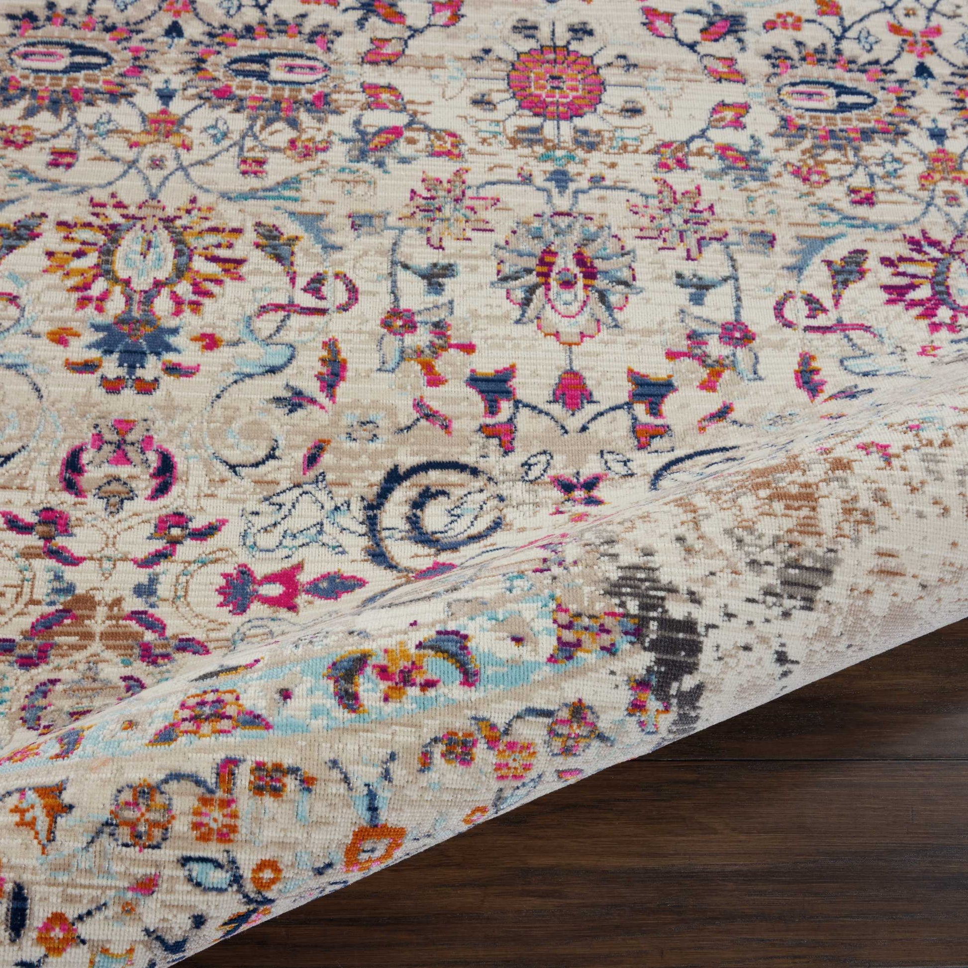 Nourison Home Vintage Kashan  Ivory  Traditional