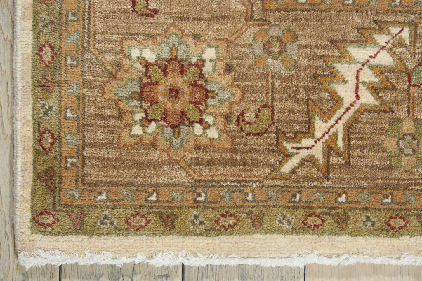 Nourison Home Legend  Beige  Traditional