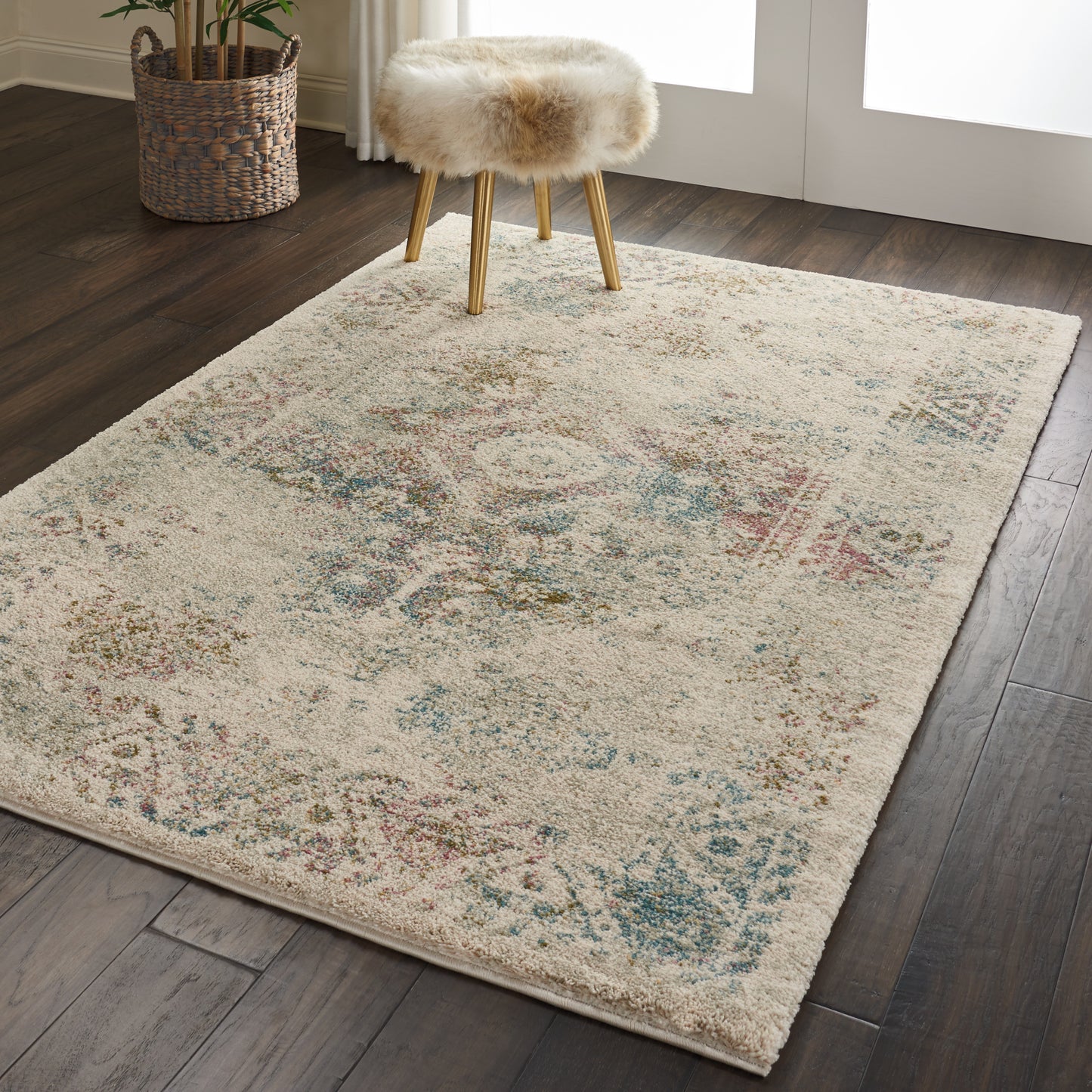 Nourison Home Fusion  Cream  Traditional