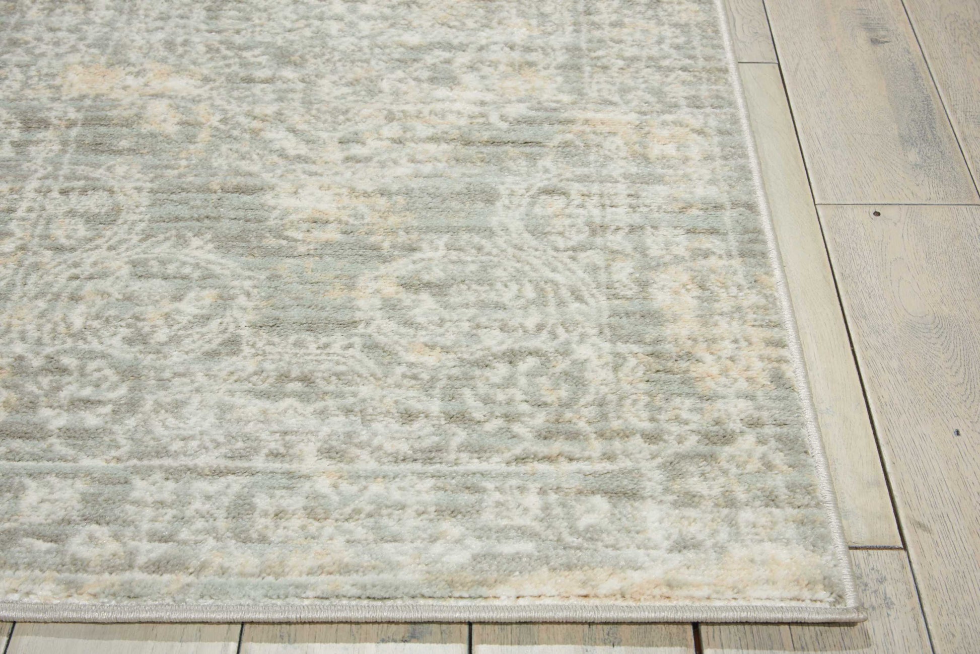 Nourison Home Euphoria  Grey  Traditional