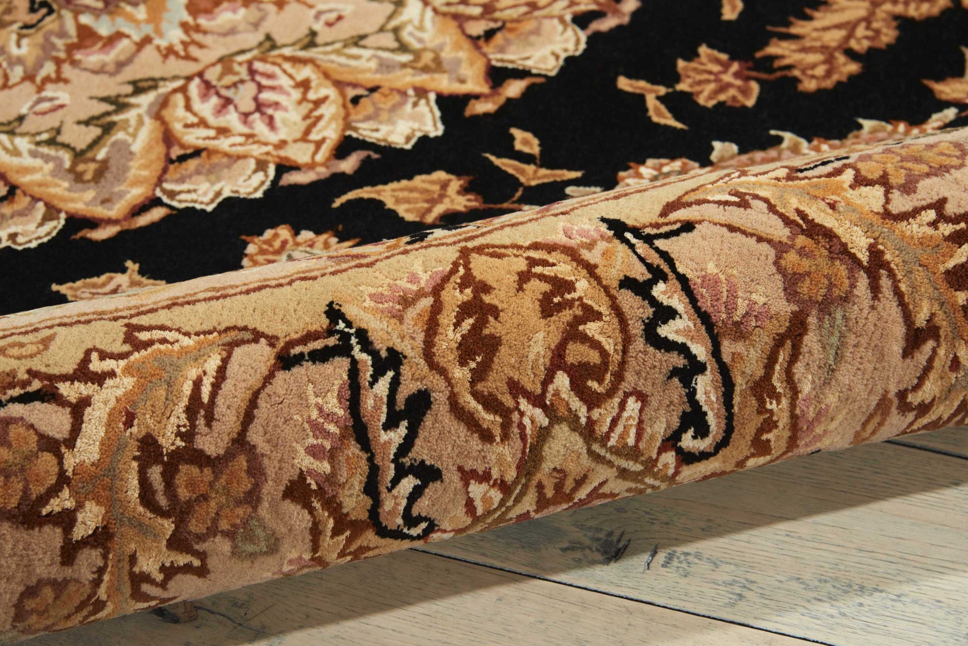 Nourison Home Nourison 2000  Black  Traditional