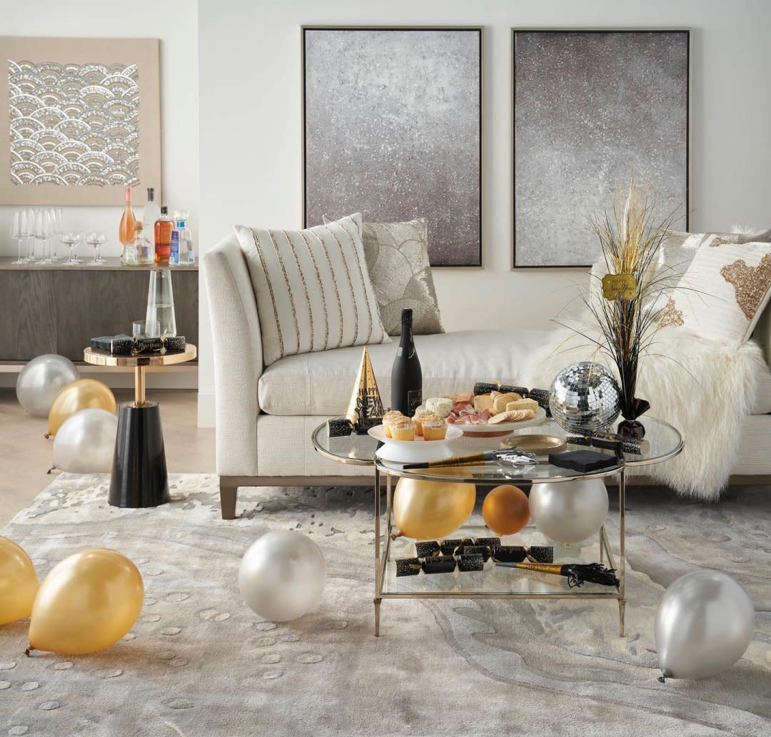 Nourison Home Prismatic  Silver Cloud  Contemporary